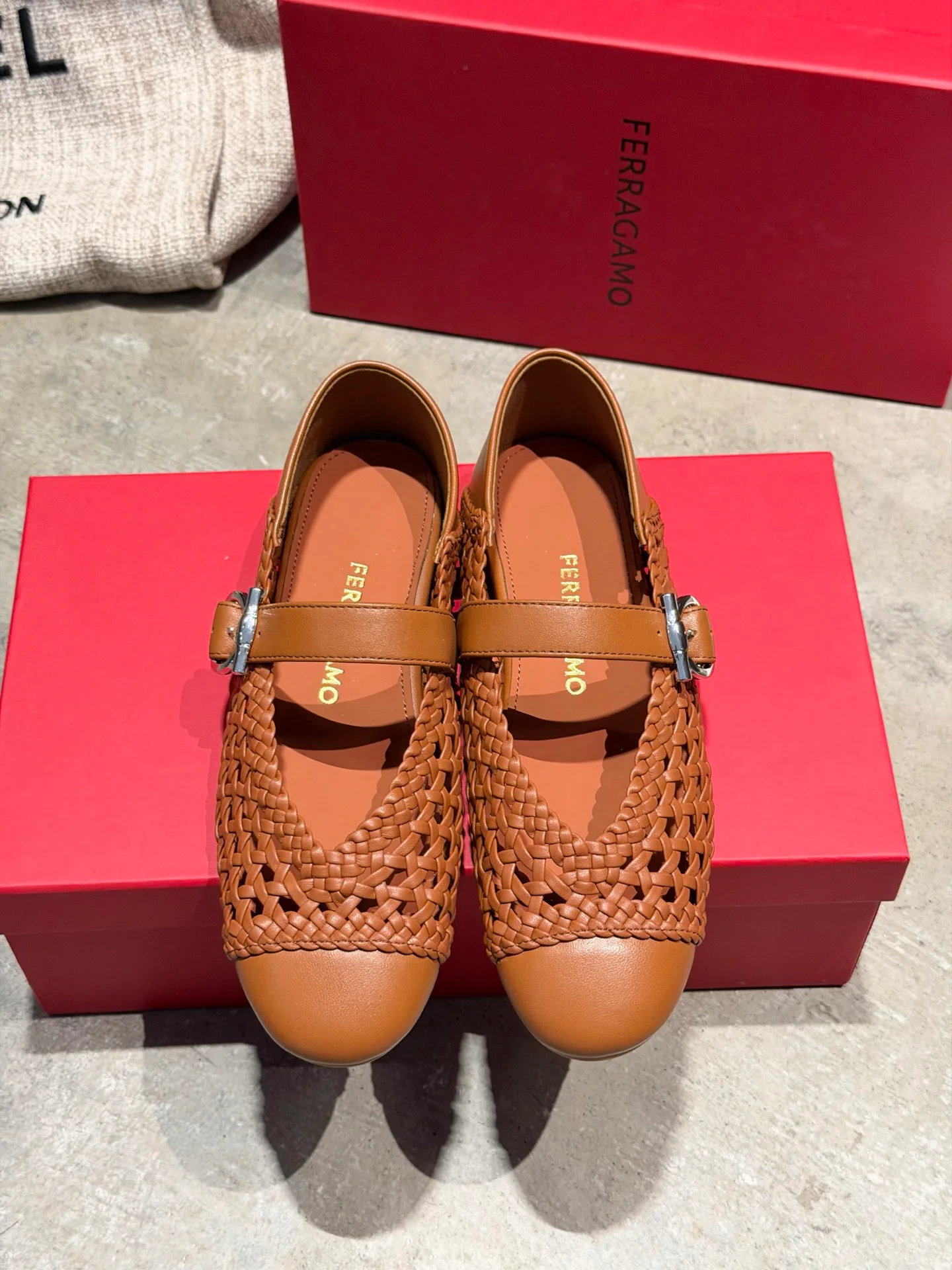 Балетки Женские Salvatore Ferragamo 18531691