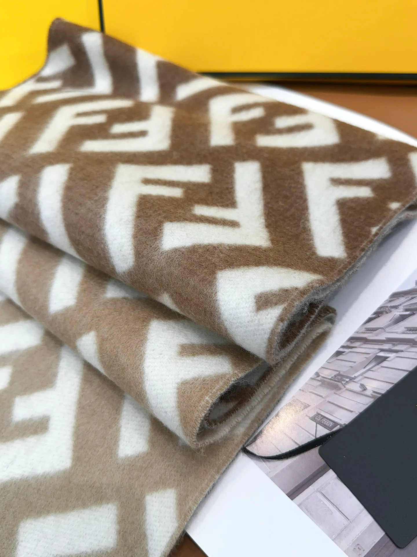 Шарфы Fendi 702880