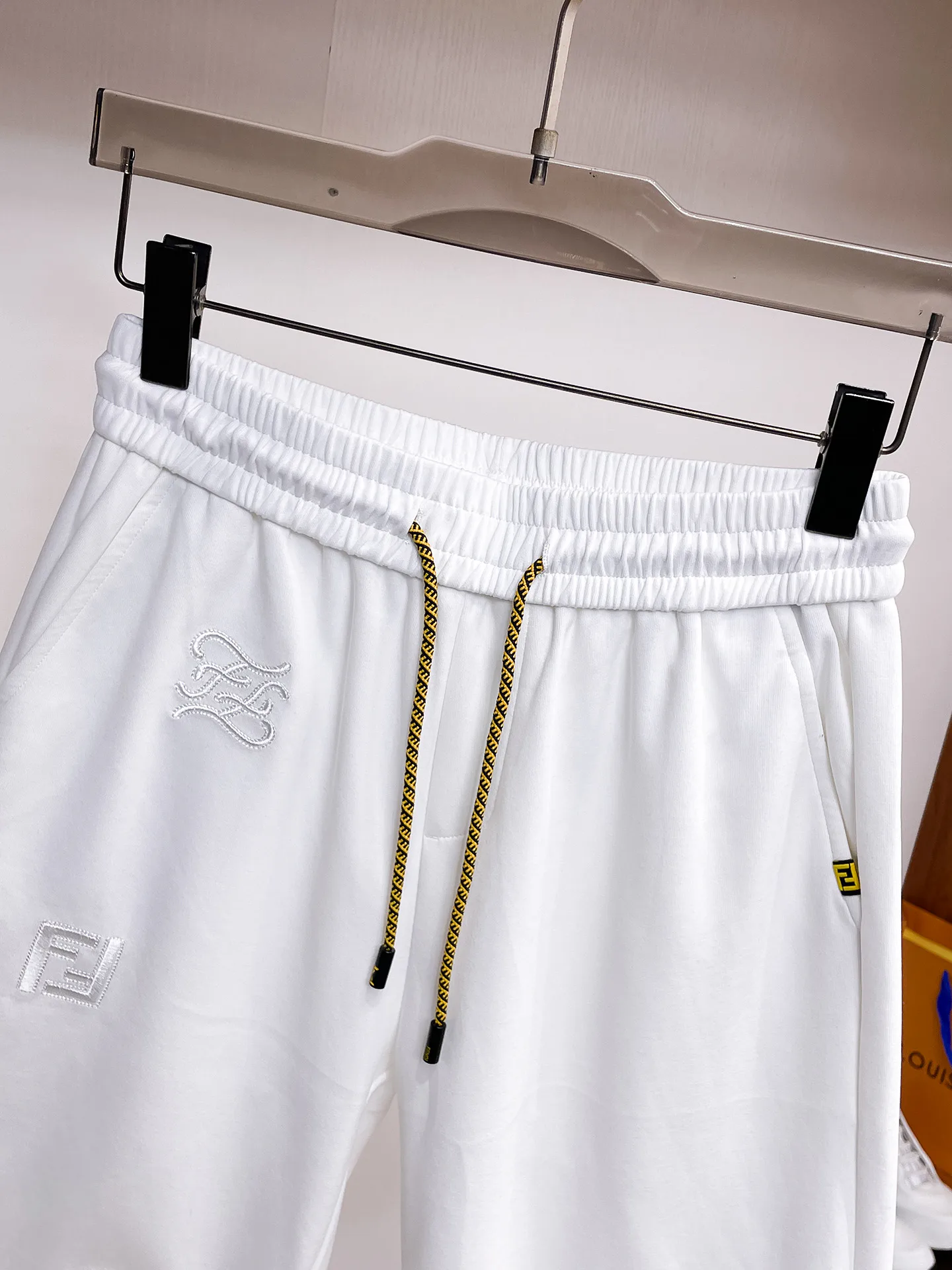 Шорты Мужские Fendi 13417639