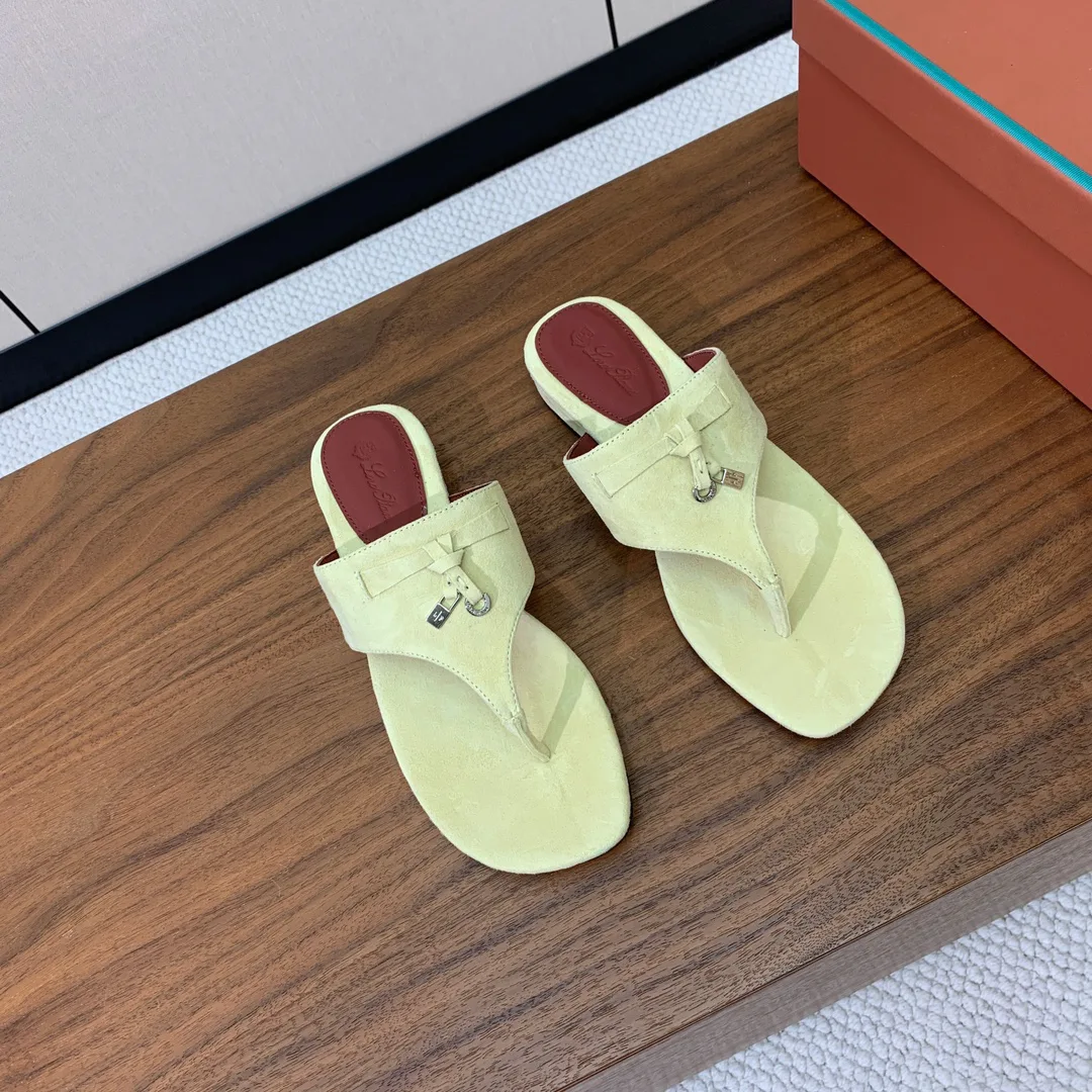 Шлепанцы Женские Loro Piana 11696471