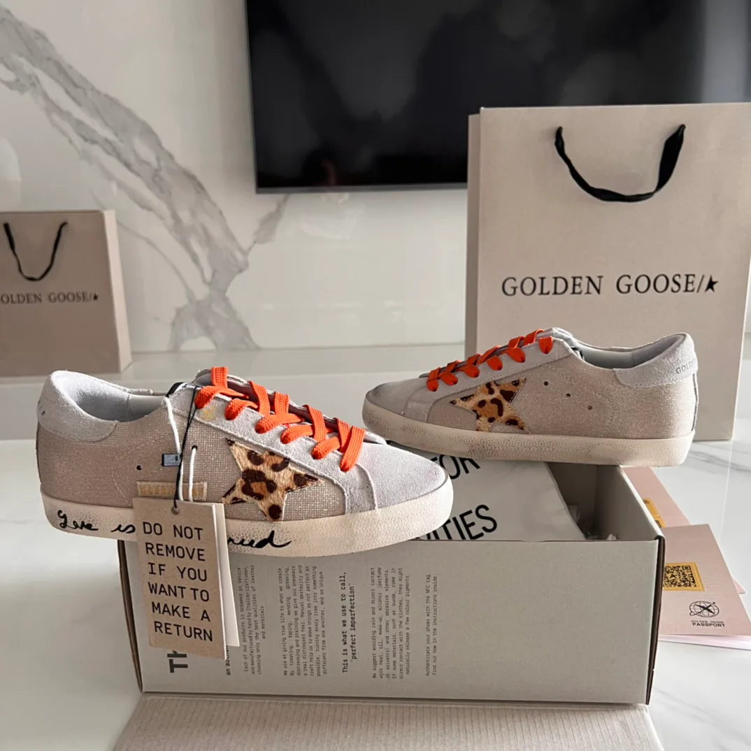Кроссовки Женские Golden Goose 16995661