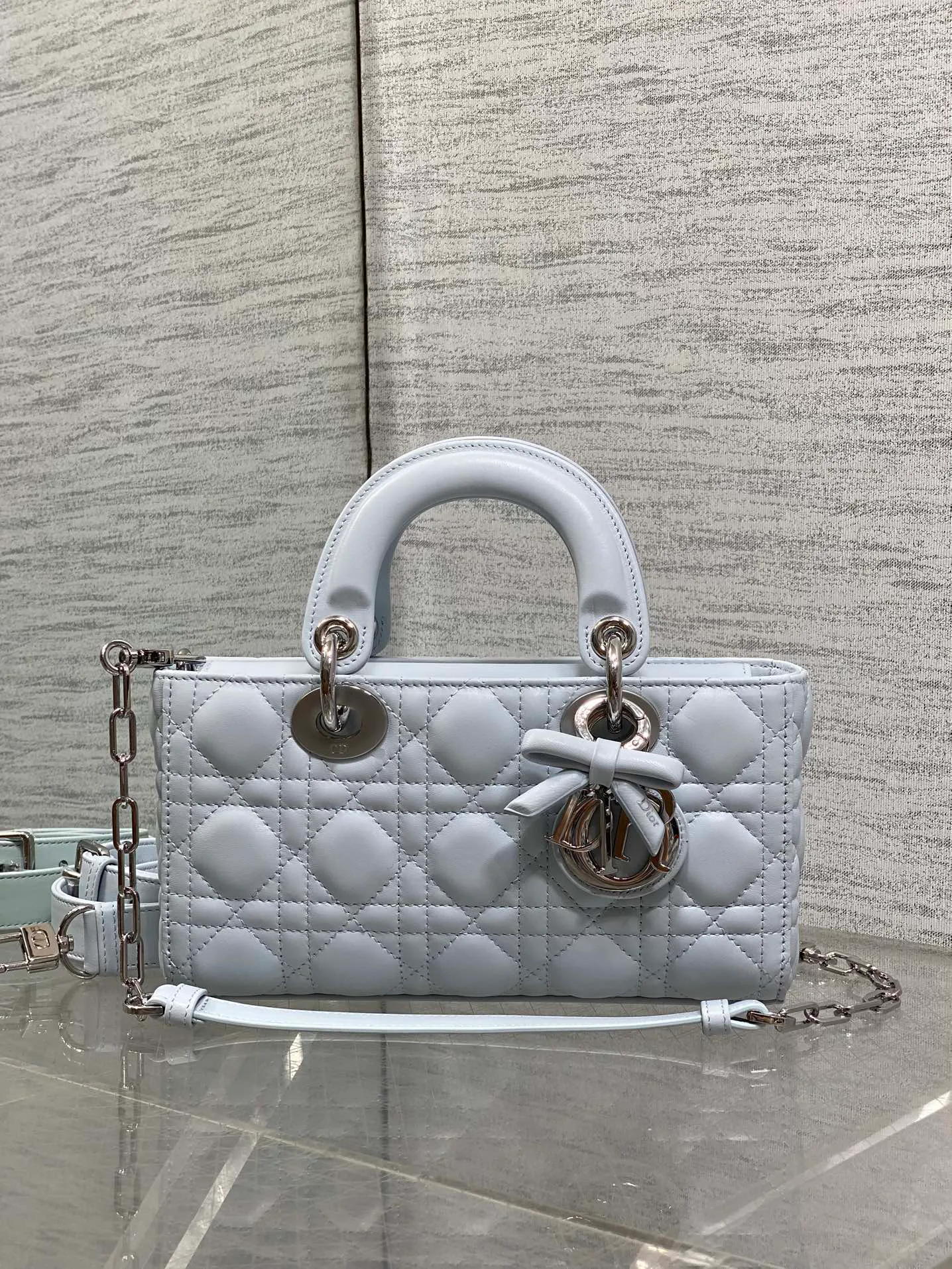 Классические Сумки Женские Christian Dior 13227174