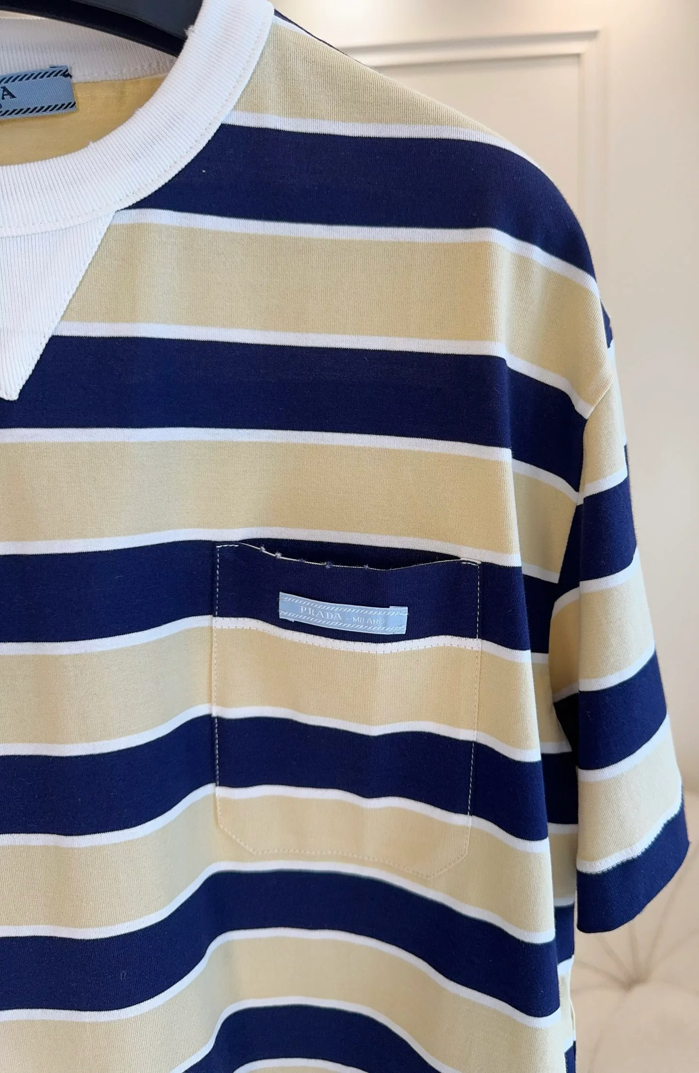 Футболки Женские Prada 5751433