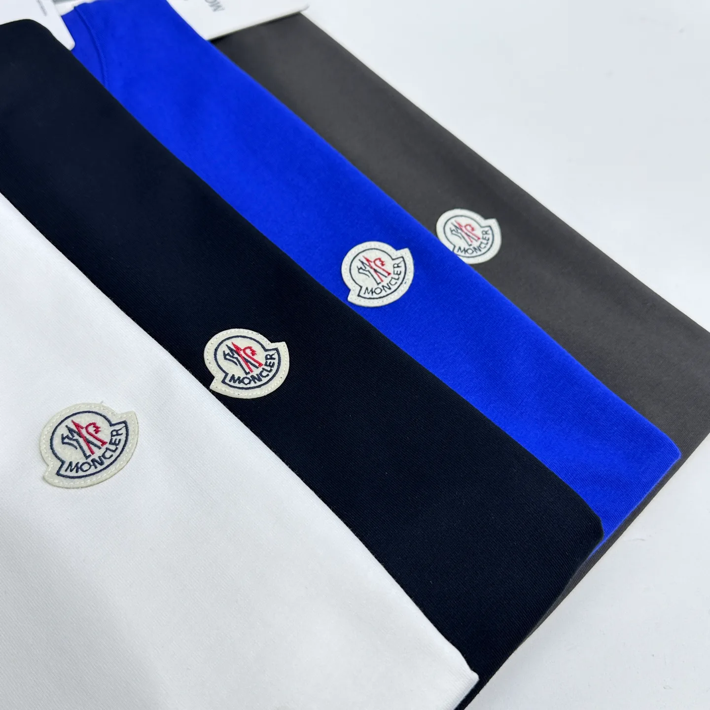 Футболки Женские Moncler 5415061