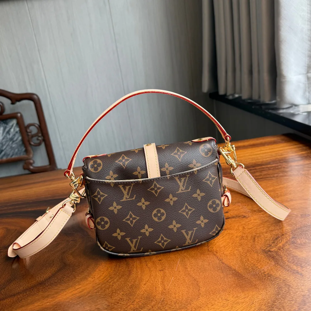 Сумки На Ремне Женские Louis Vuitton 724021