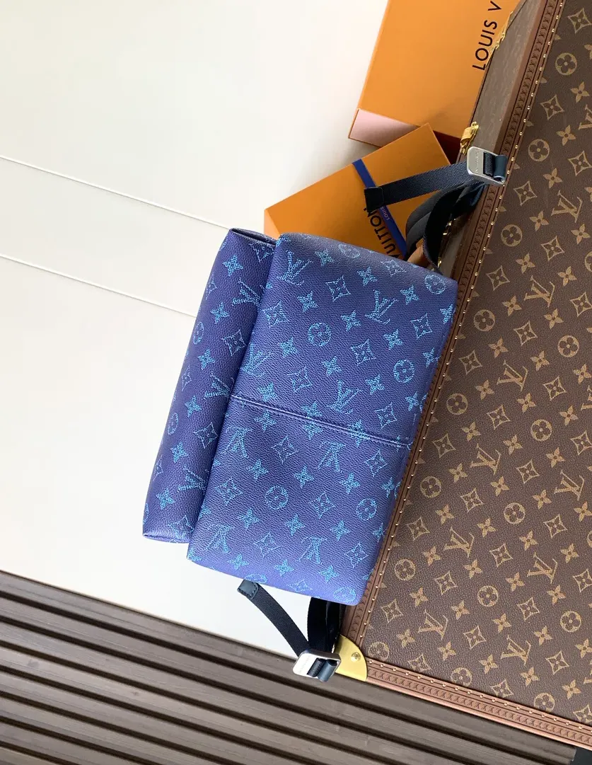 Рюкзаки Женские Louis Vuitton 5749896