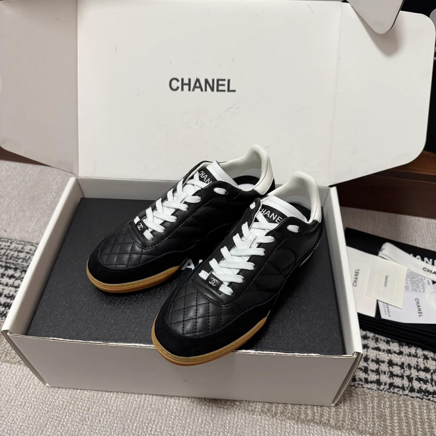 Кроссовки Женские Chanel 5632939