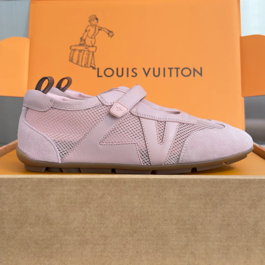 Кроссовки Женские Louis Vuitton 17950634