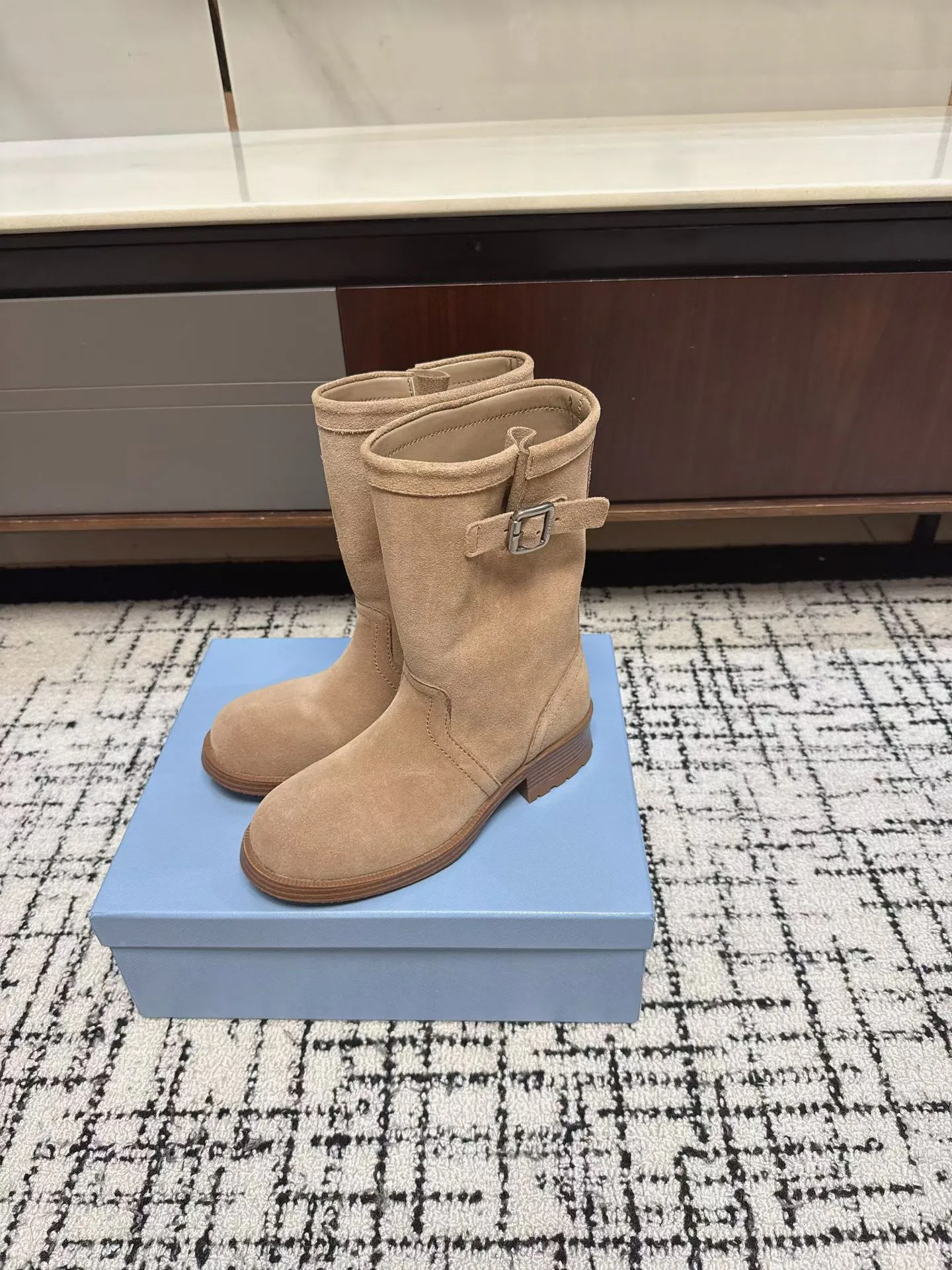 Ботинки Женские Prada 17424539
