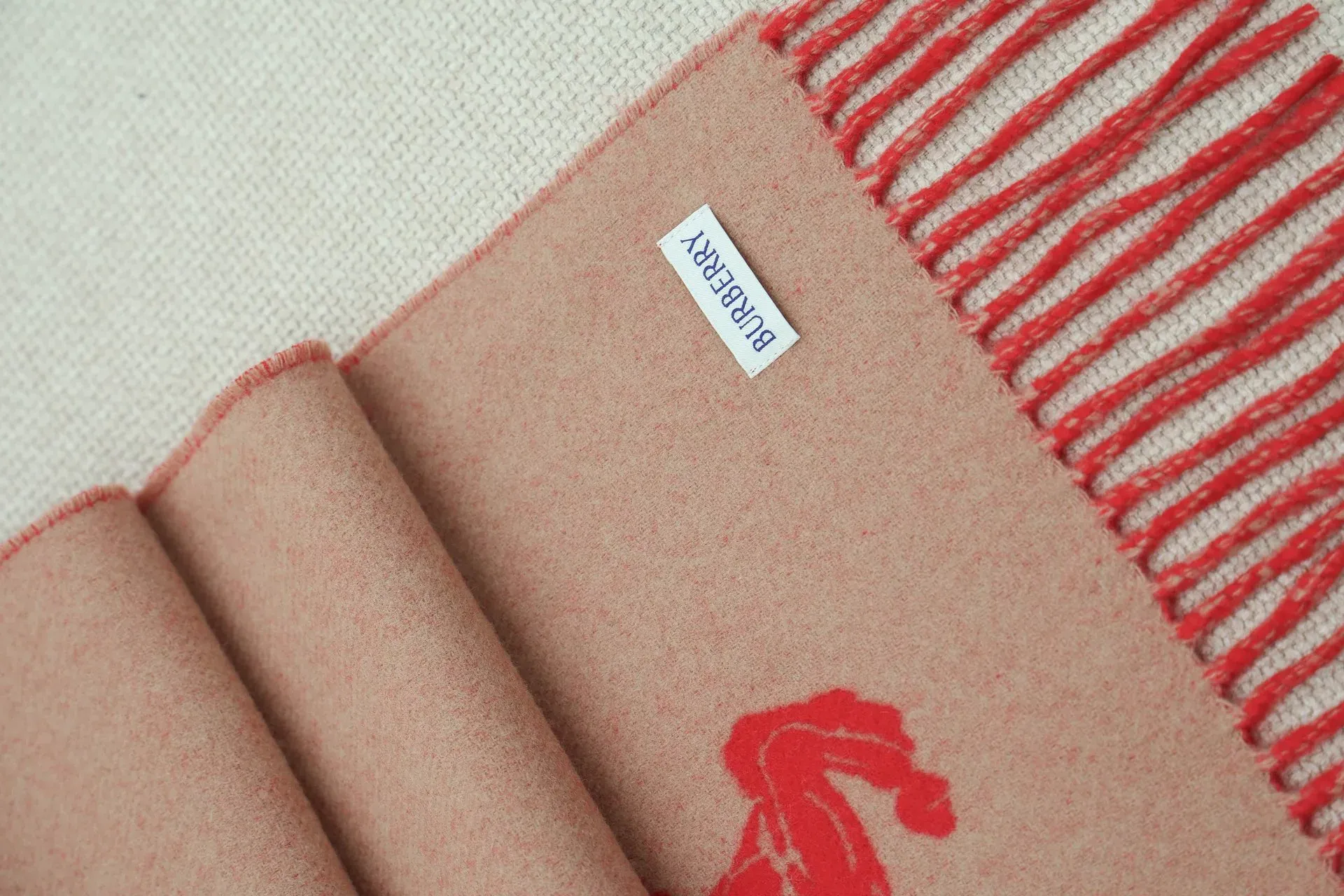 Шарфы Burberry 185625