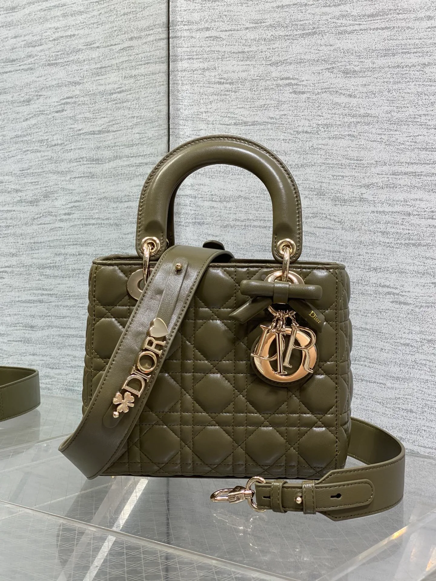 Классические Сумки Женские Christian Dior 17601507