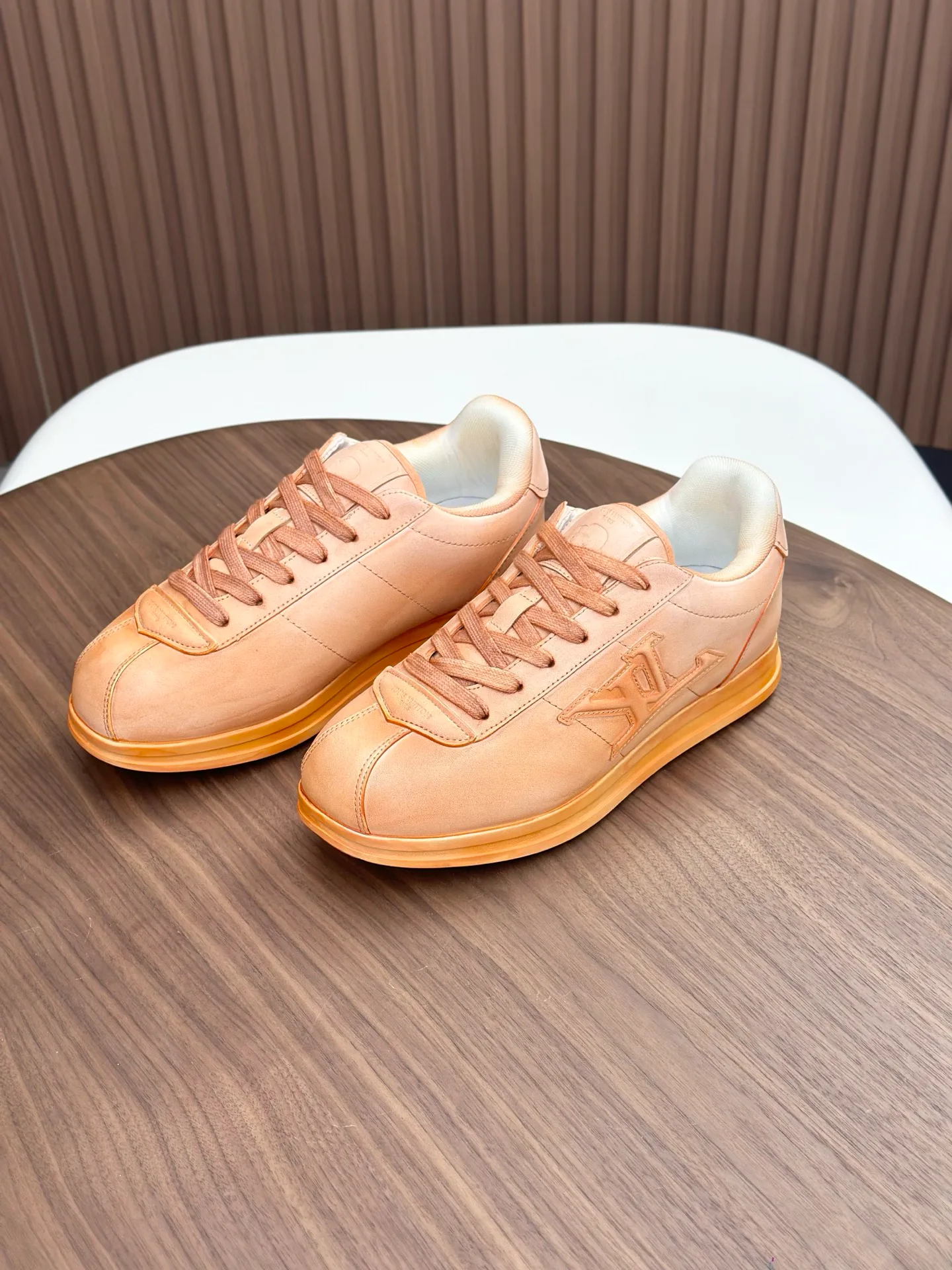 Кроссовки Мужские Louis Vuitton 10399523