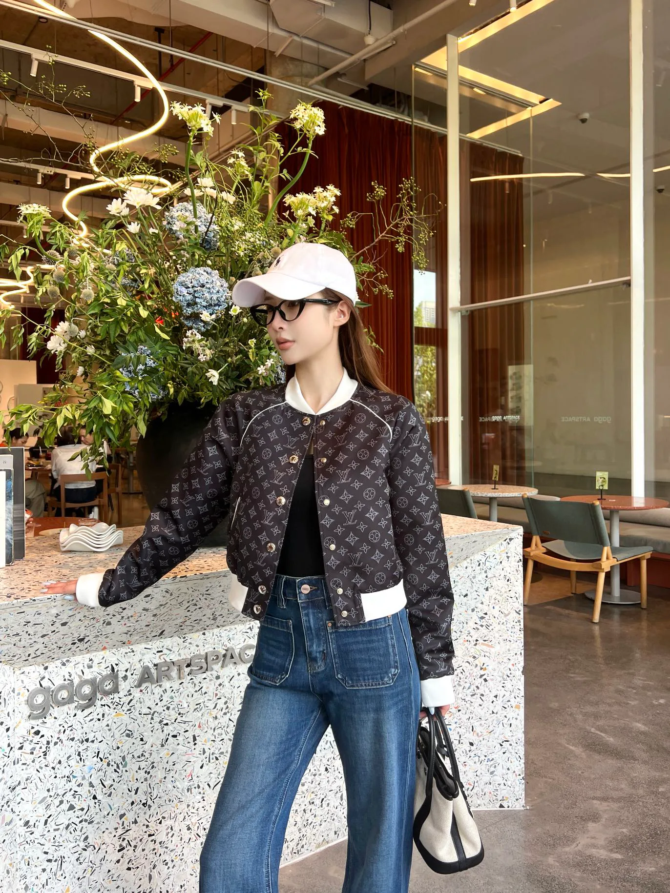 Куртки И Пуховики Женские Louis Vuitton 18348135