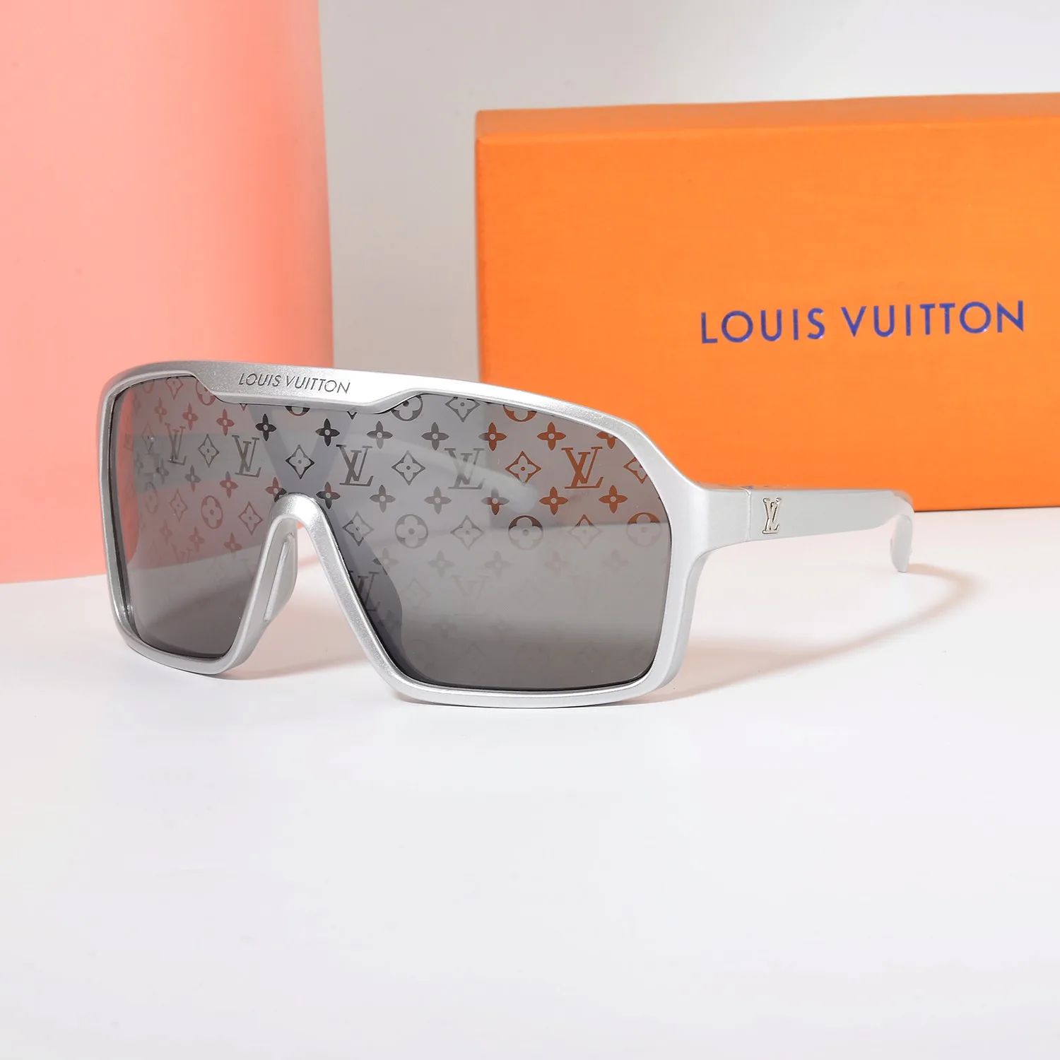 Очки Louis Vuitton 10118397