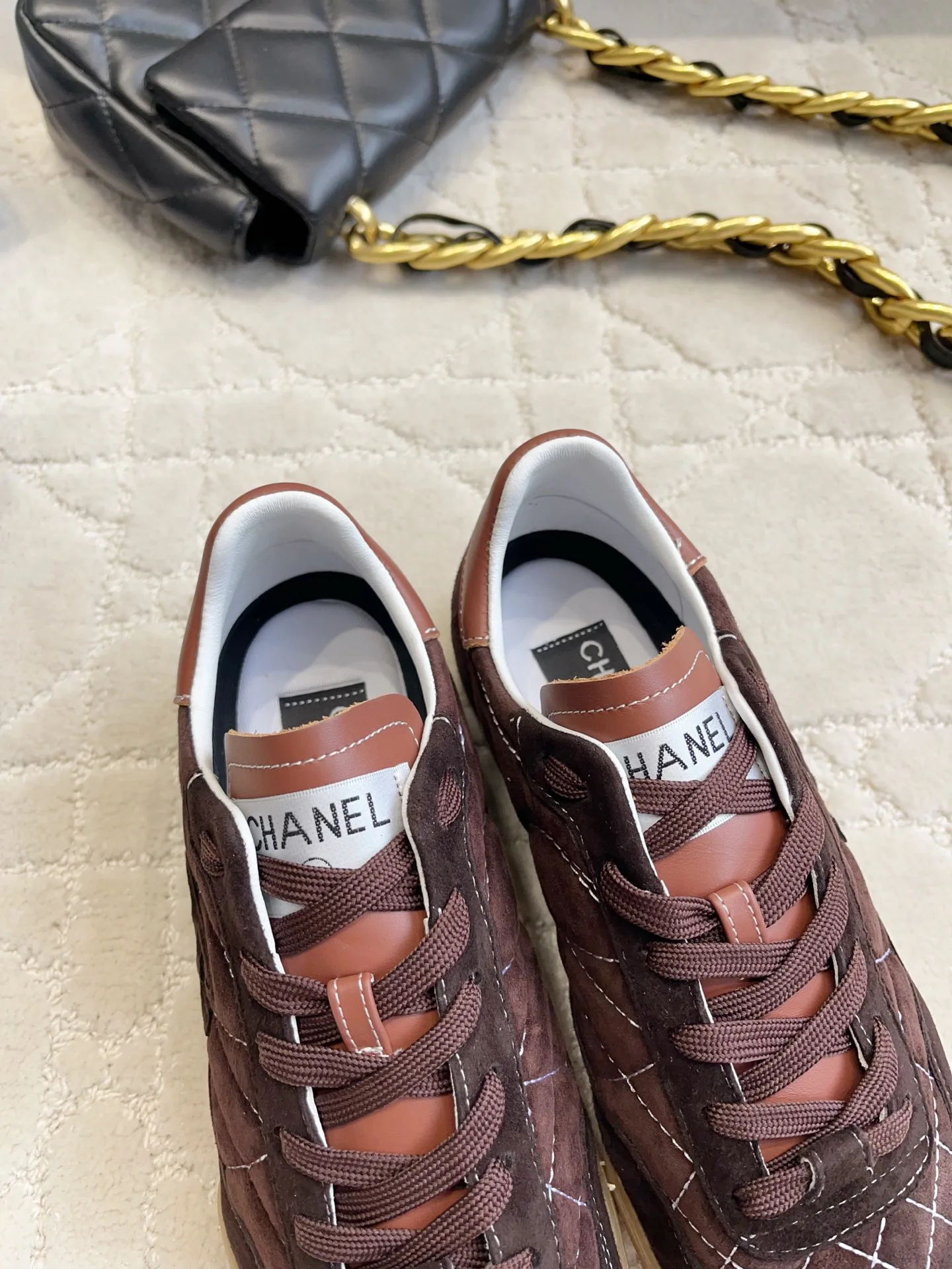Кроссовки Женские Chanel 17936556