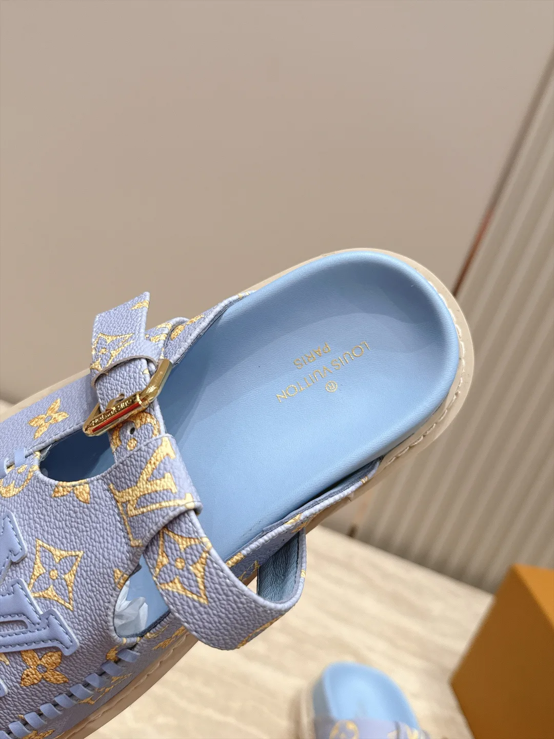 Мюли И Сабо Женские Louis Vuitton 18187132