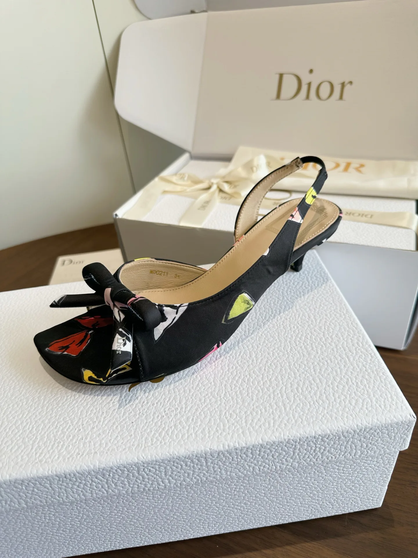 Босоножки Женские Christian Dior 18443977