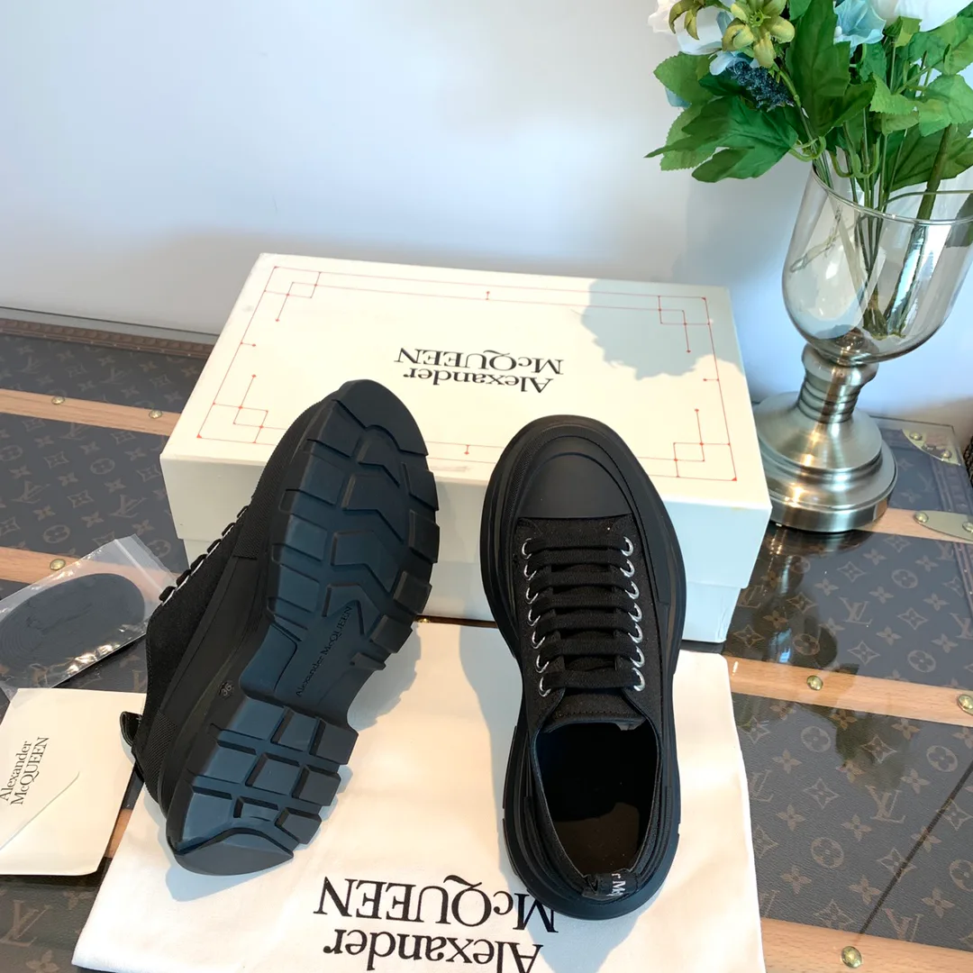 Кроссовки Женские Alexander Mcqueen 5205