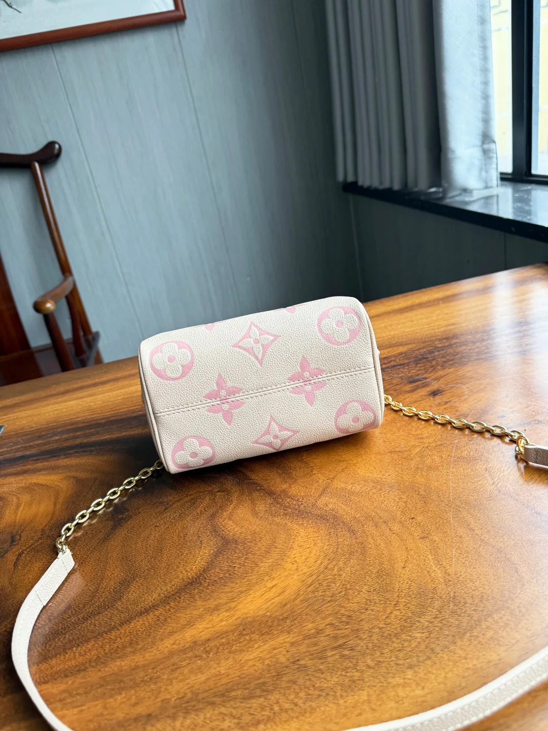 Классические Сумки Женские Louis Vuitton 8988063