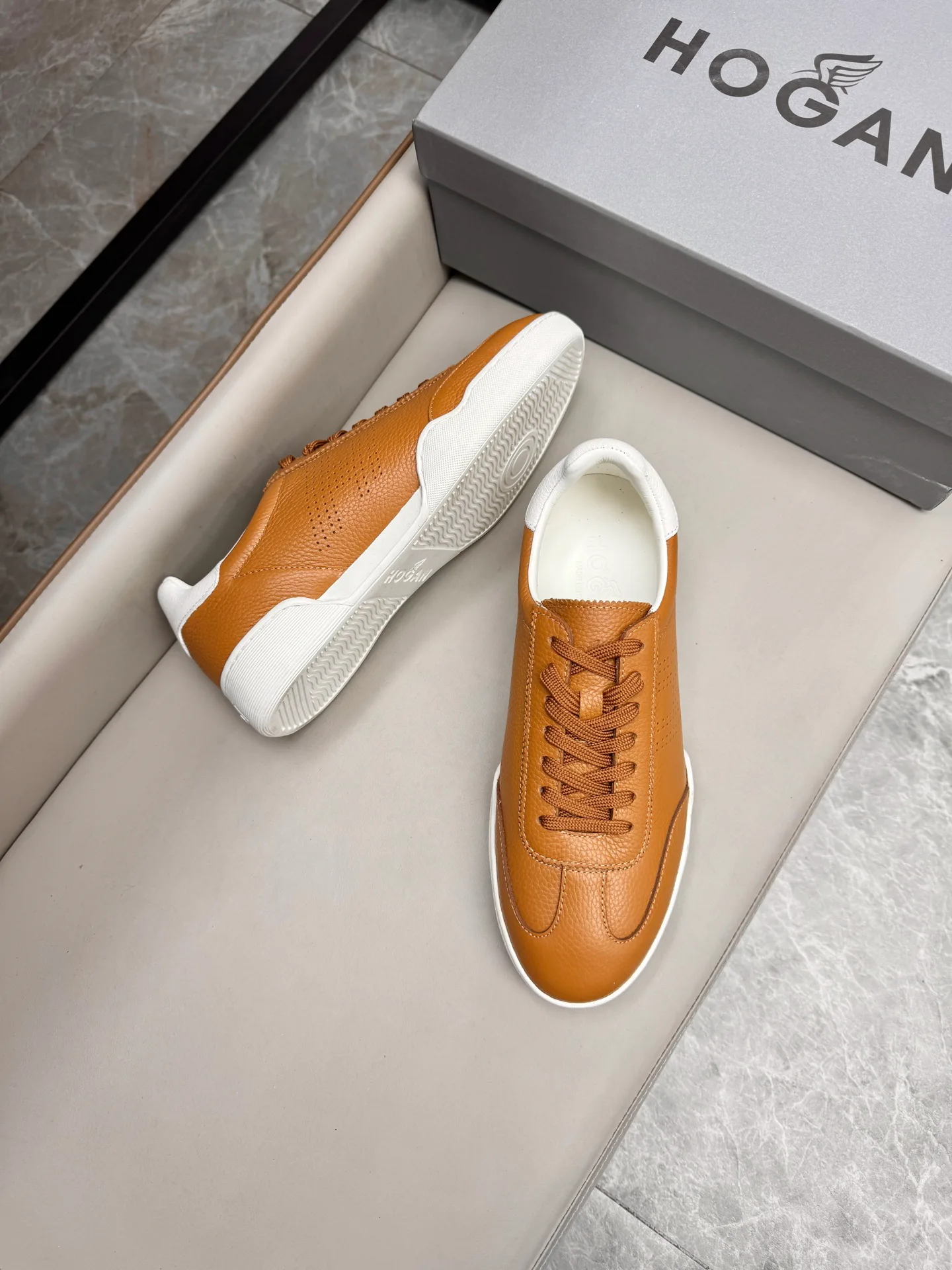 Кроссовки Мужские Hogan 20042