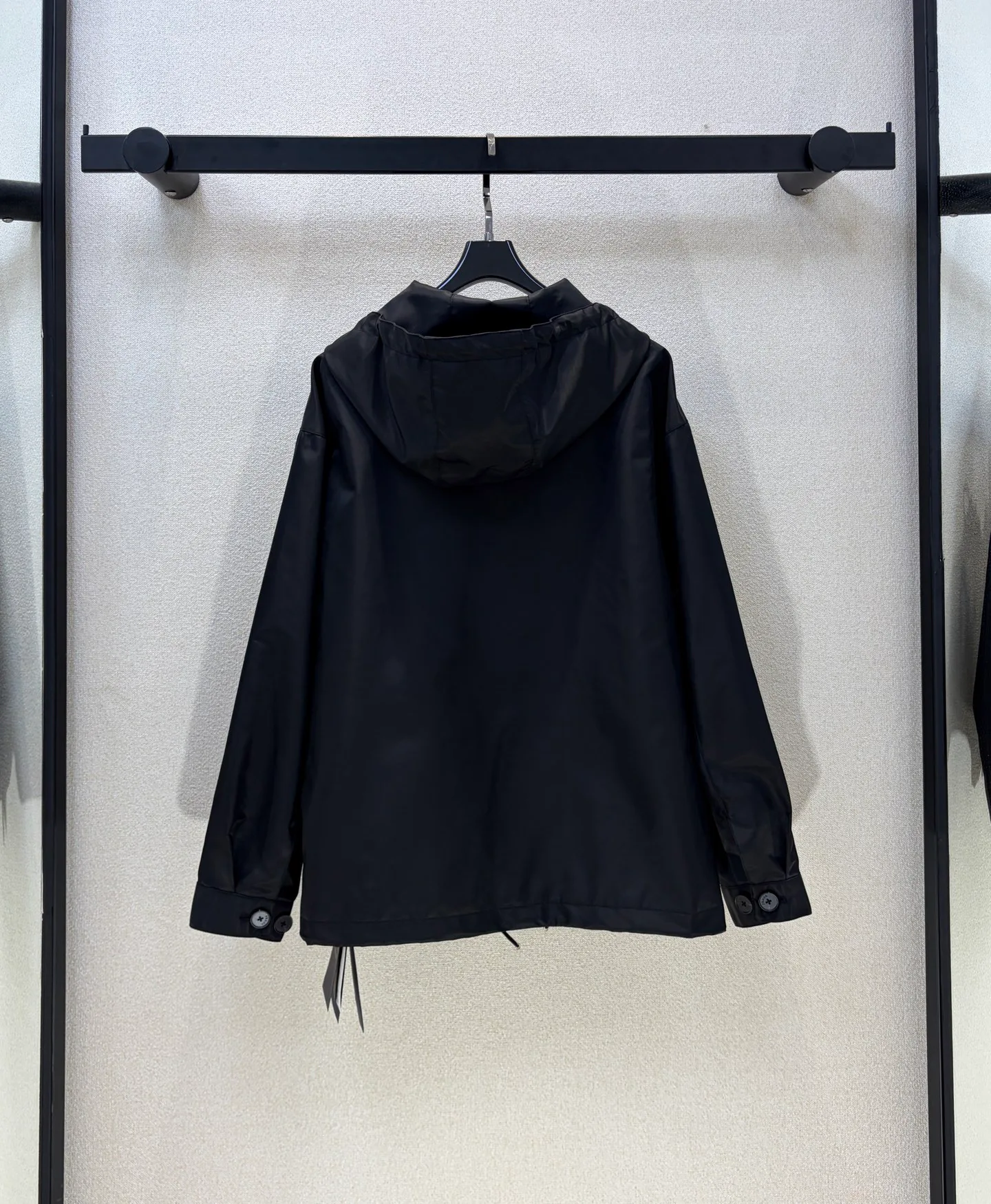 Куртки И Пуховики Женские Prada 18882537