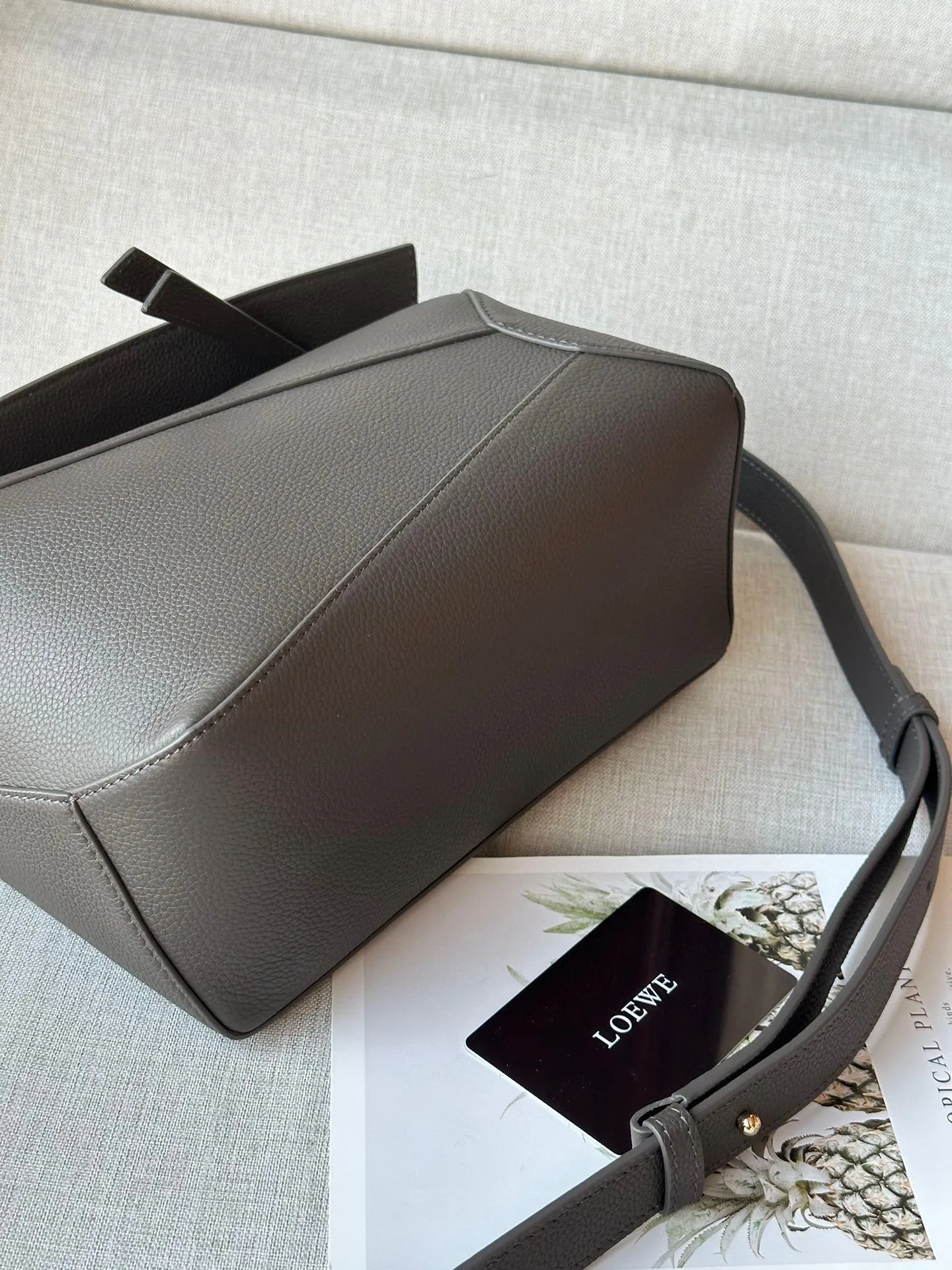 Классические Сумки Женские Loewe 13339539