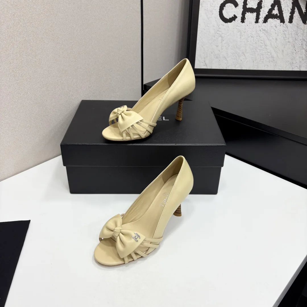 Сандалии Женские Chanel 12696639
