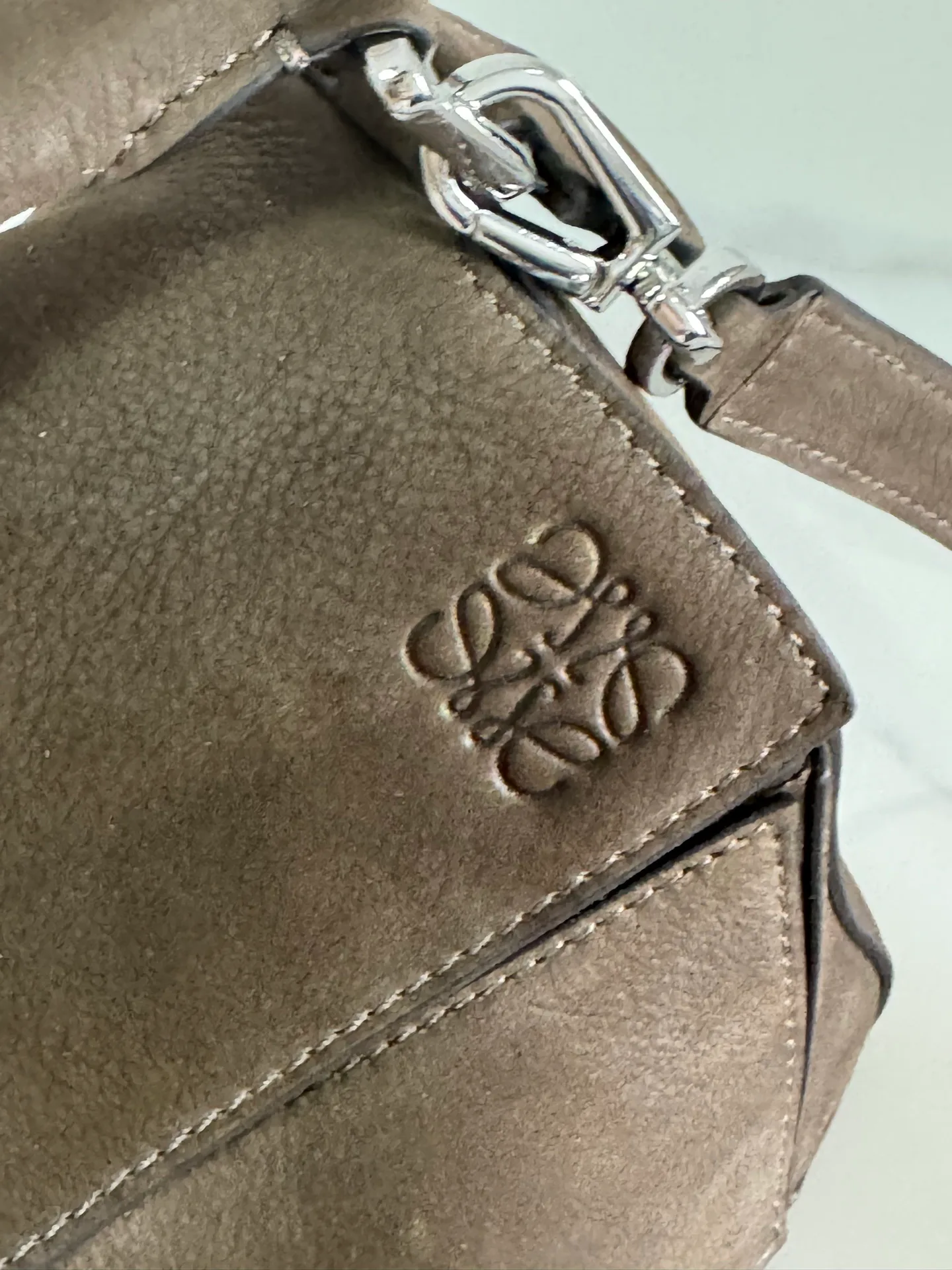 Классические Сумки Женские Loewe 11675866