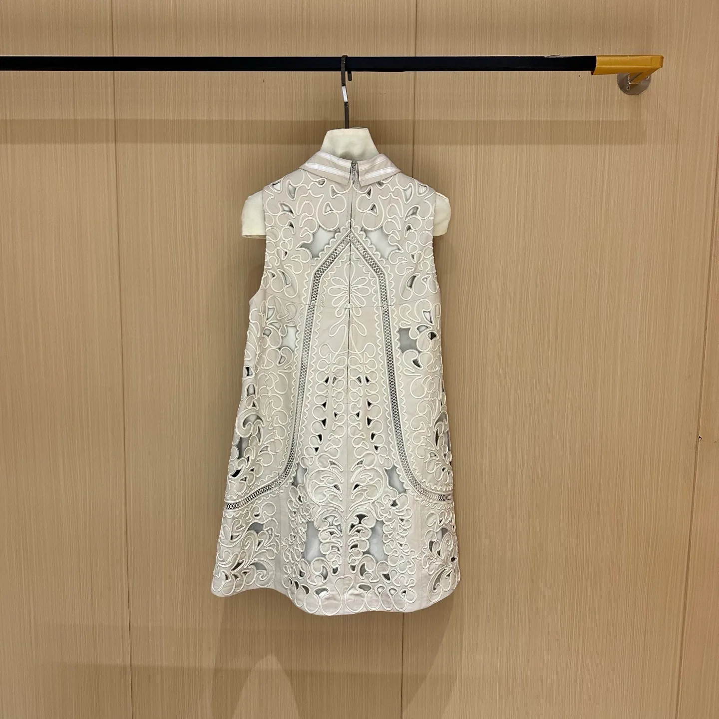 Платья Женские Valentino 10783233