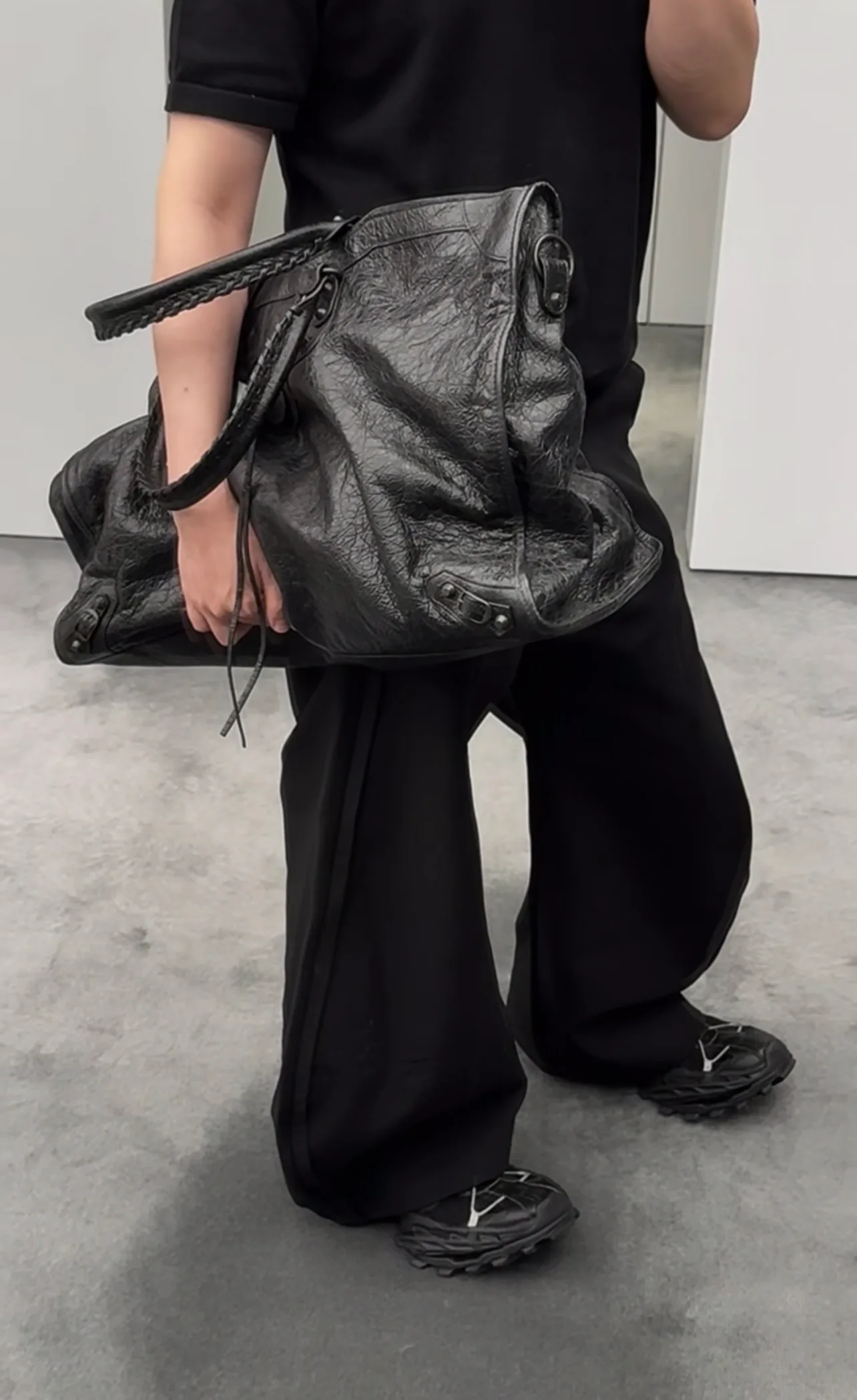 Классические Сумки Женские Balenciaga 595608