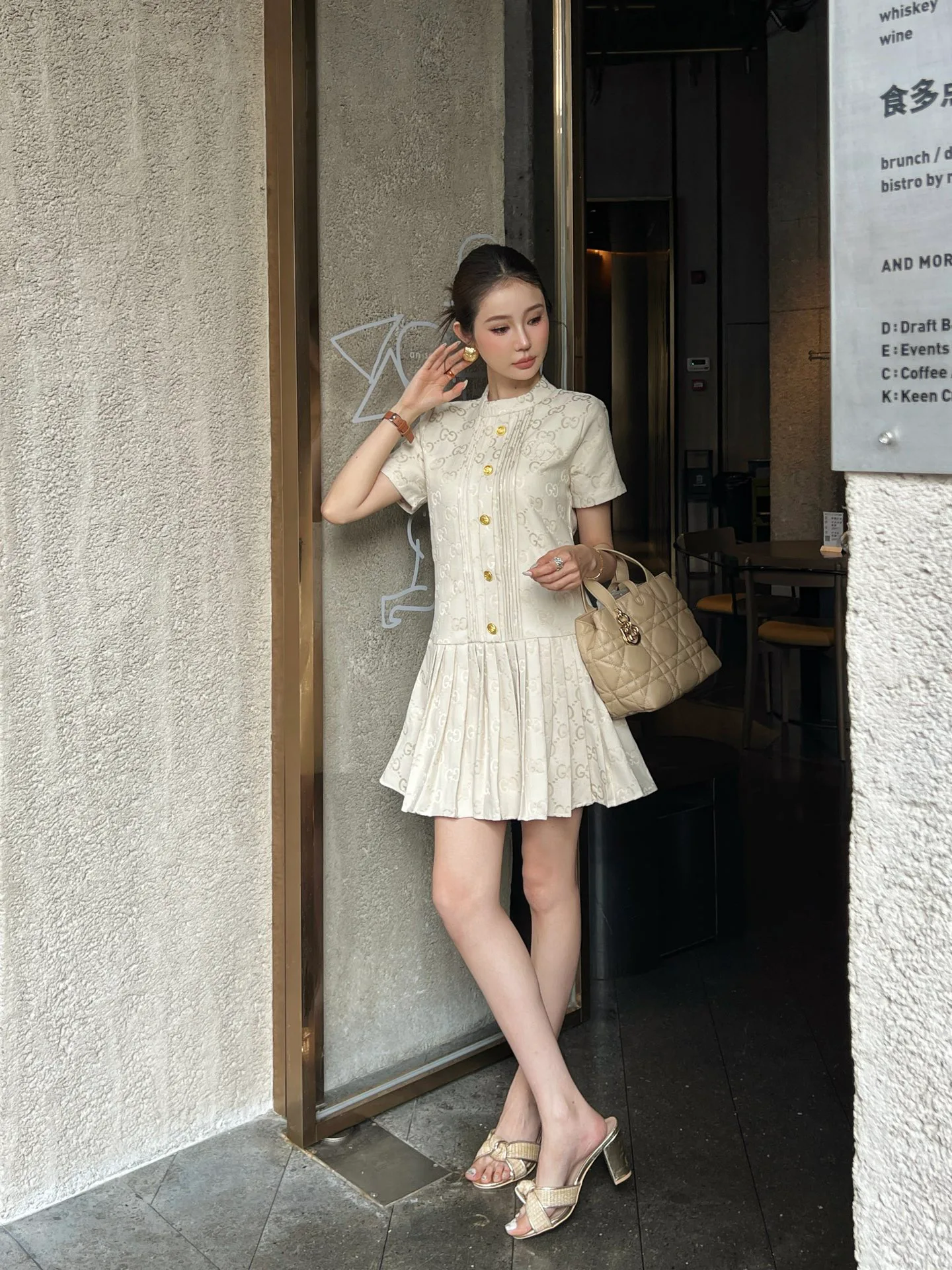 Платья Женские Gucci 11510062