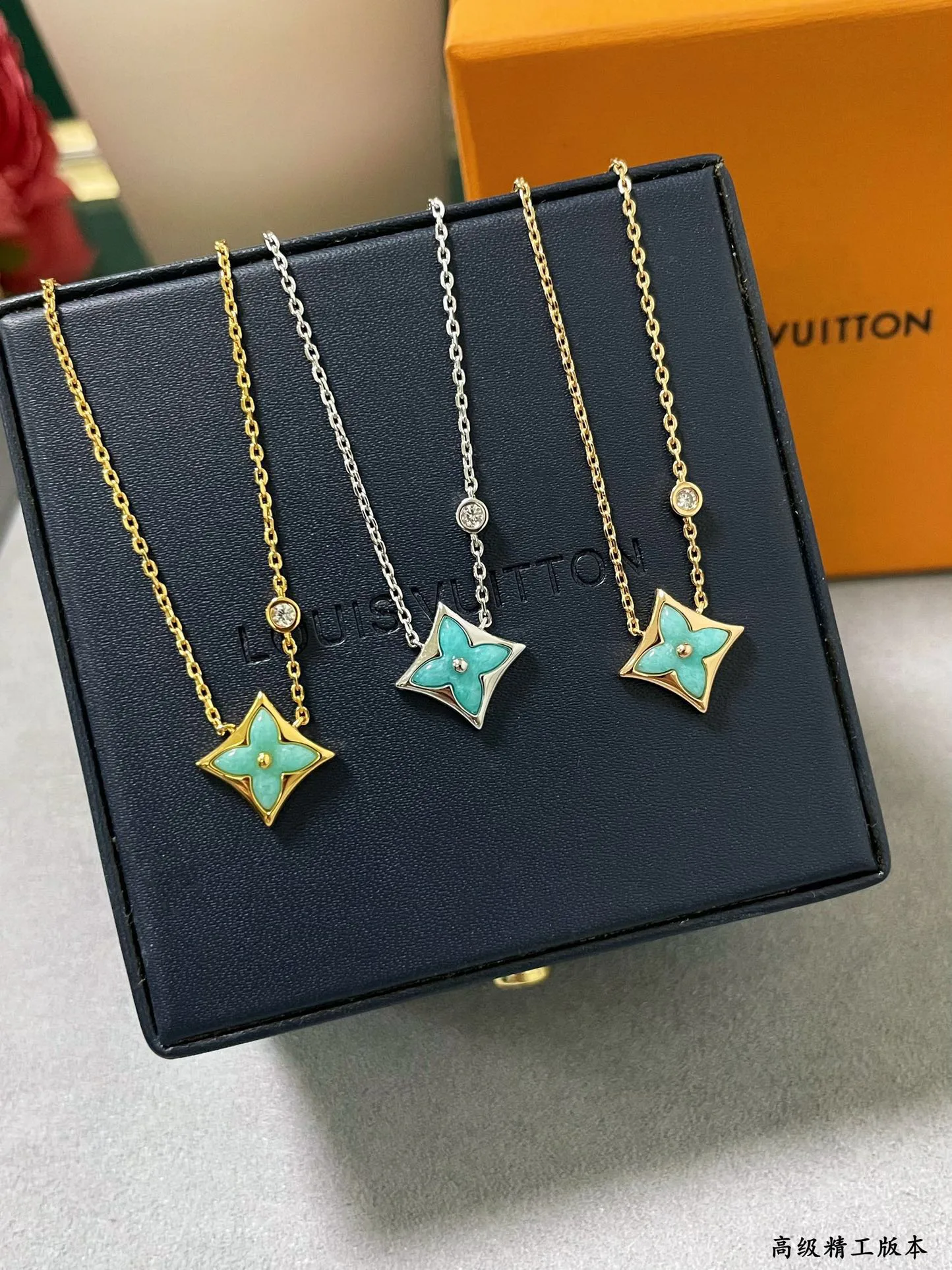 Бижутерия Louis Vuitton 11474362