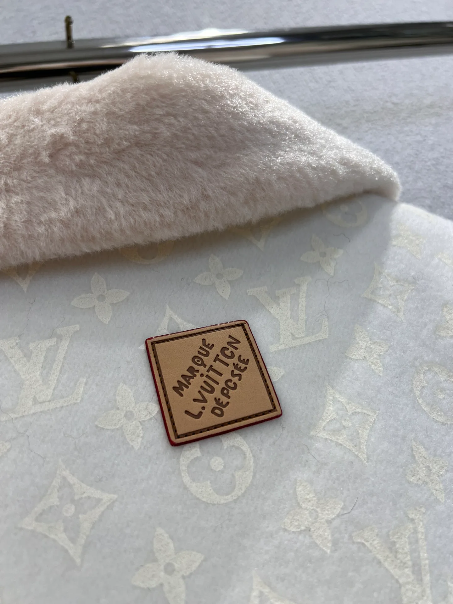 Куртки И Пуховики Женские Louis Vuitton 502412