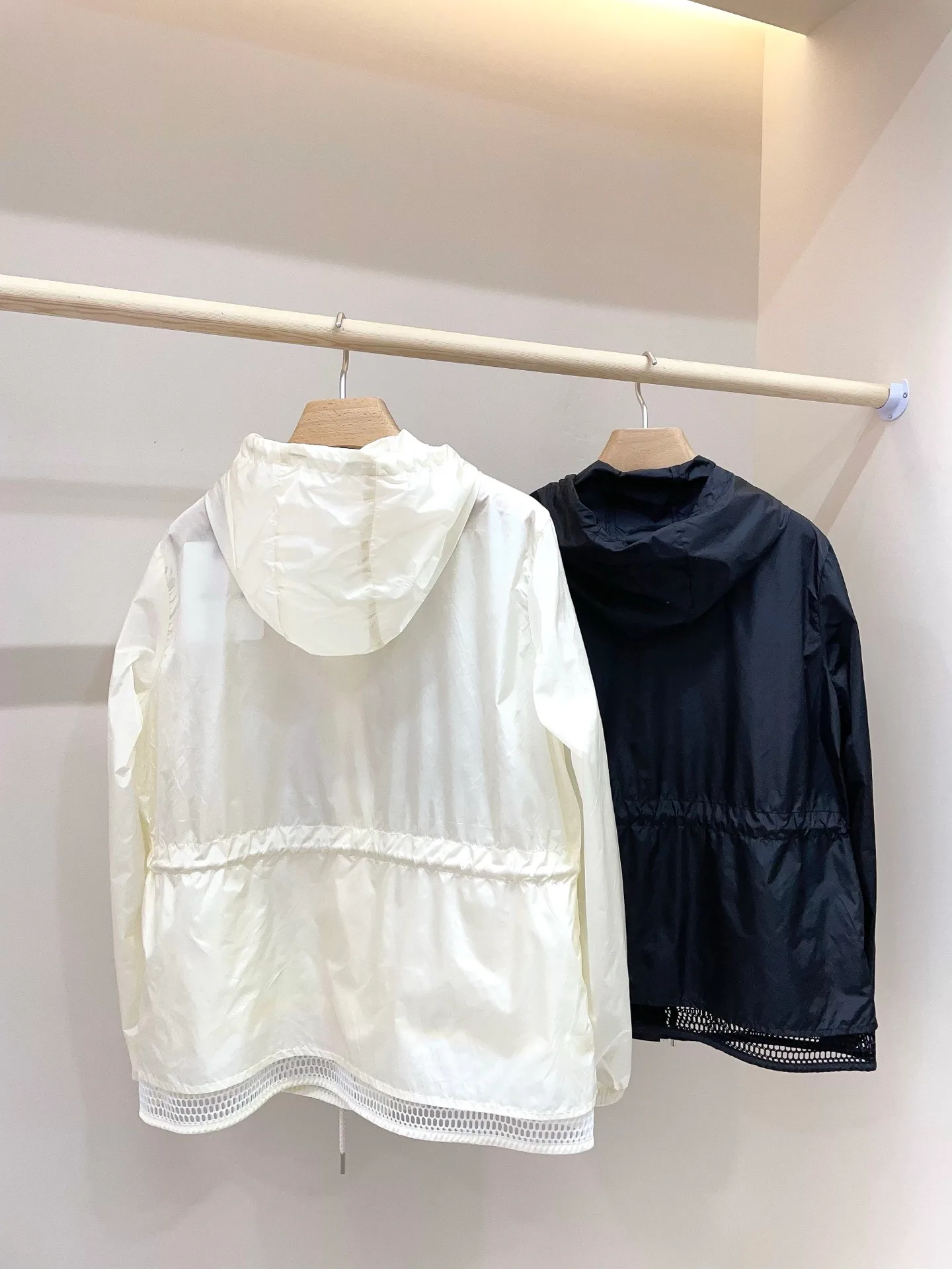 Куртки И Пуховики Женские Moncler 11624109