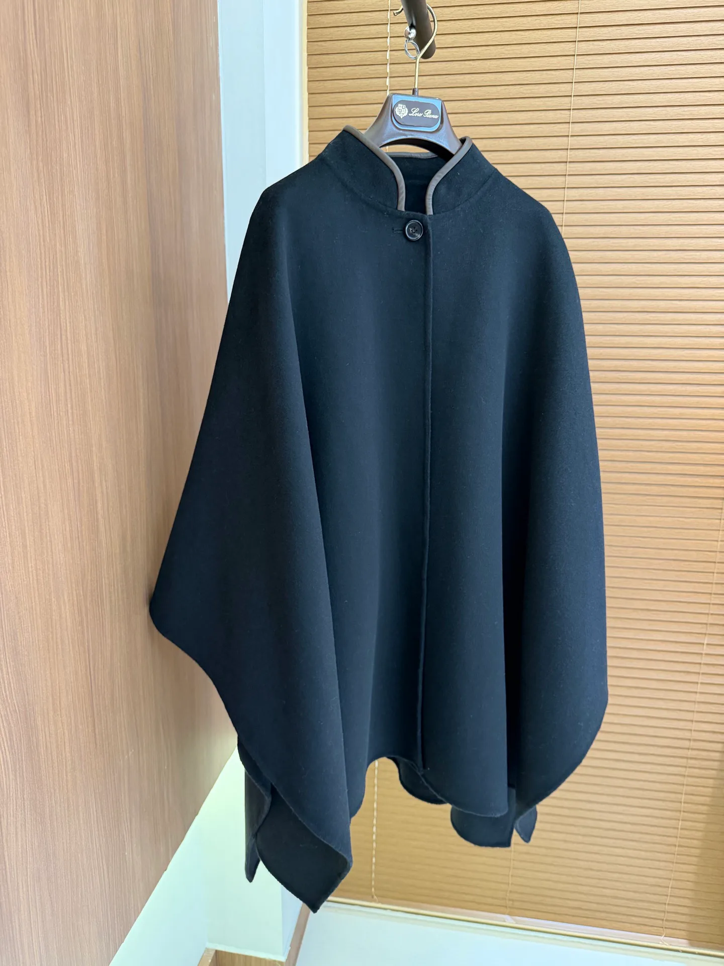 Пальто Женские Loro Piana 18274203