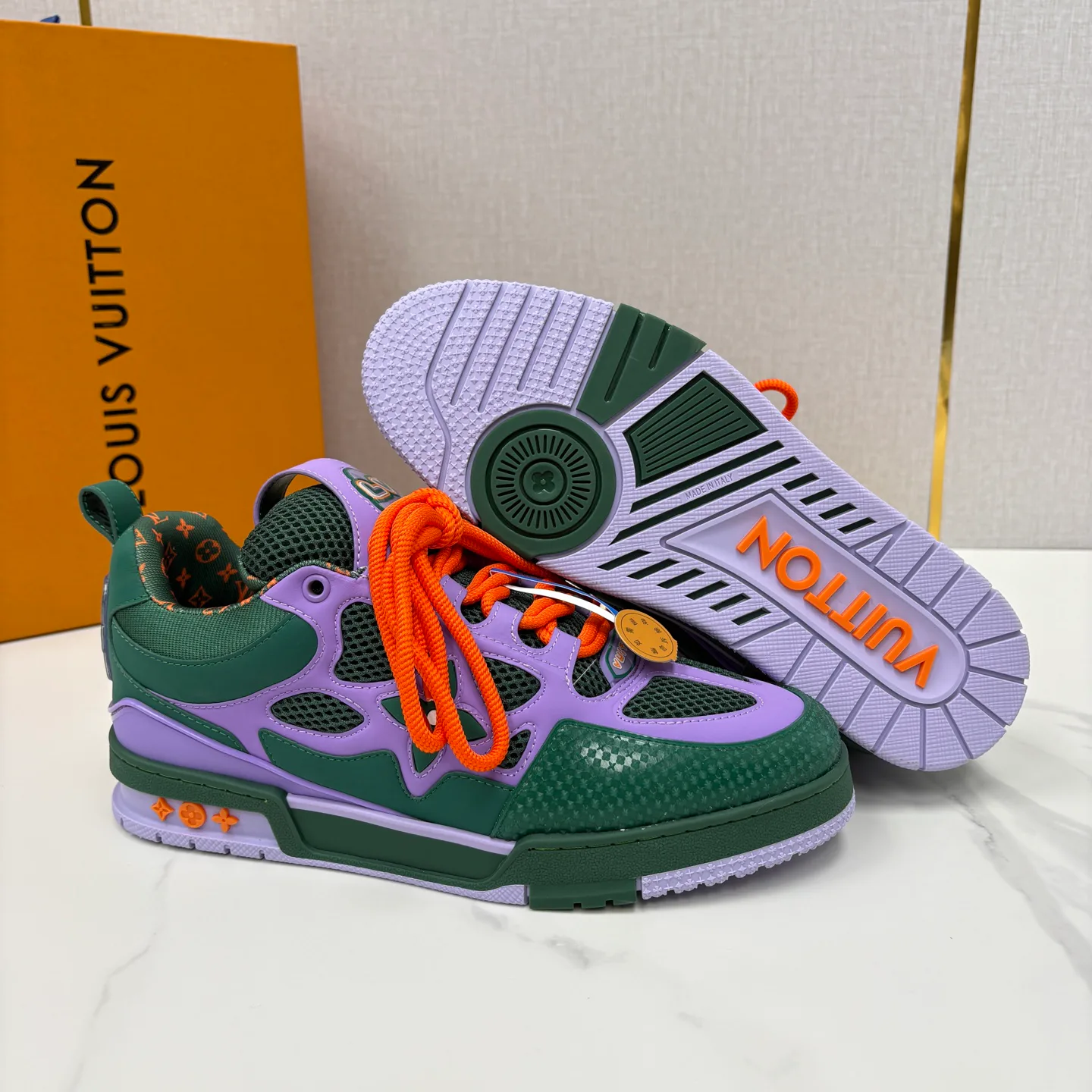 Кроссовки Женские Louis Vuitton 13140865