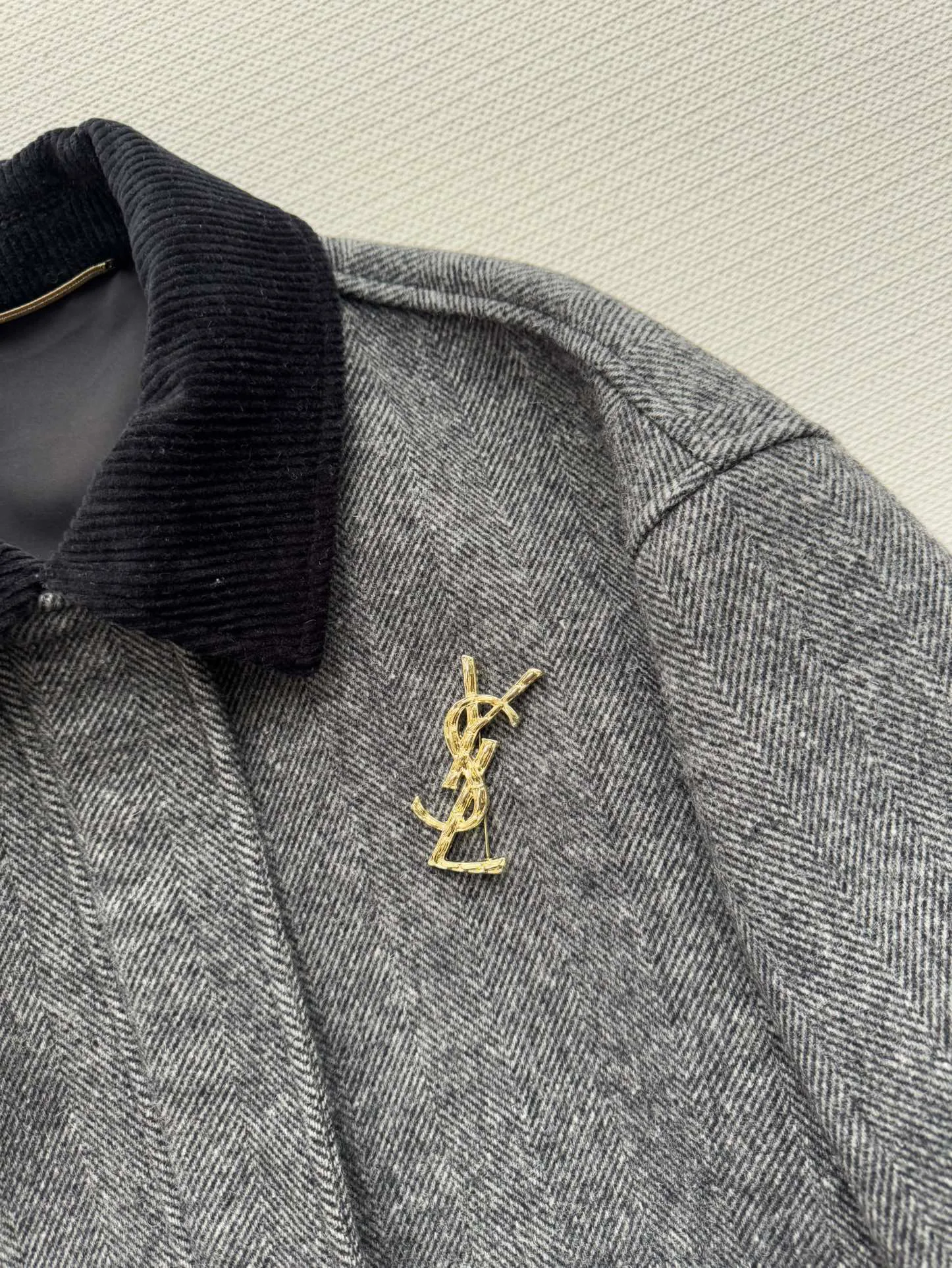 Куртки И Пуховики Женские Saint Laurent 792856