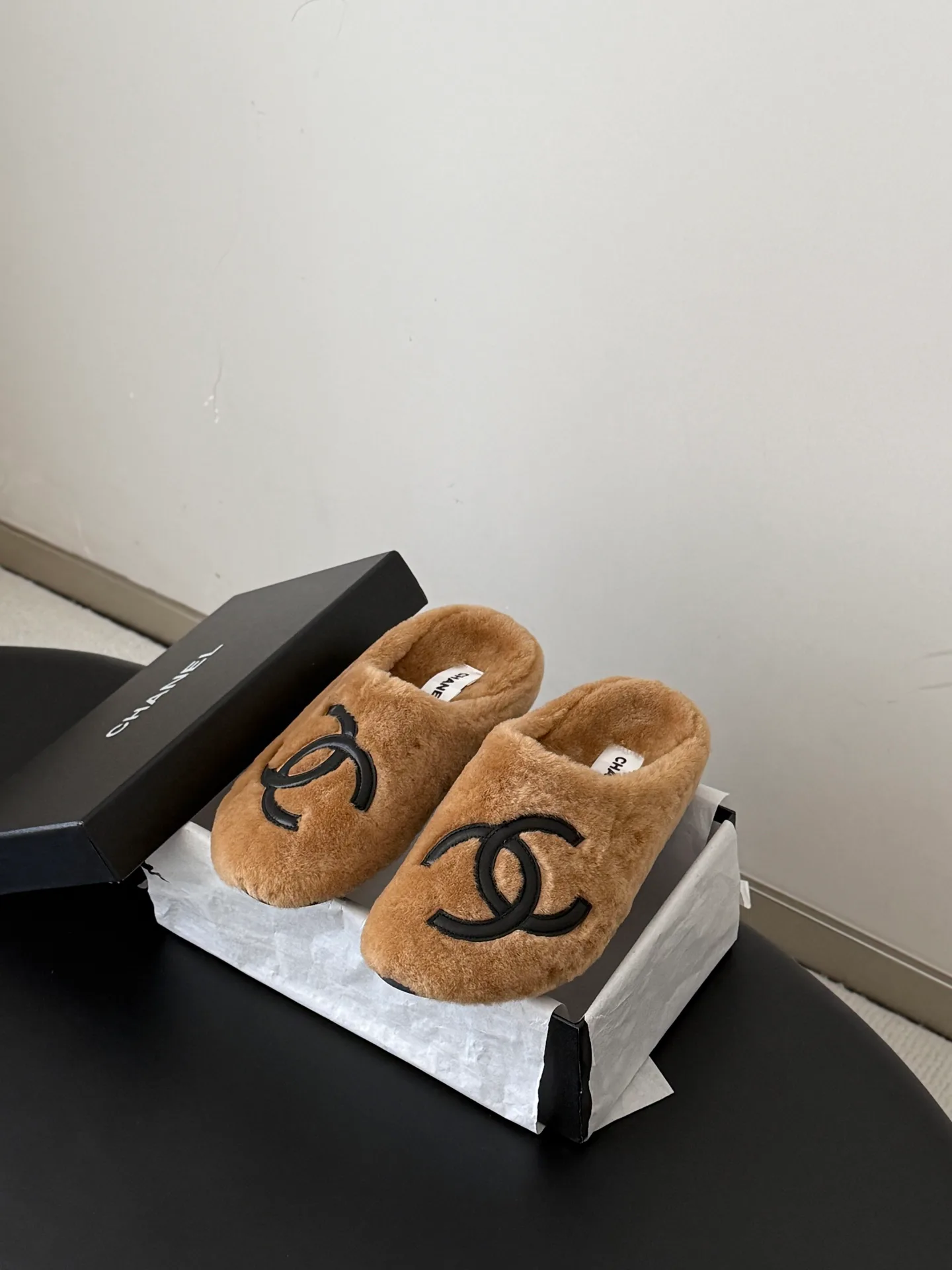 Тапочки Женские Chanel 18154672