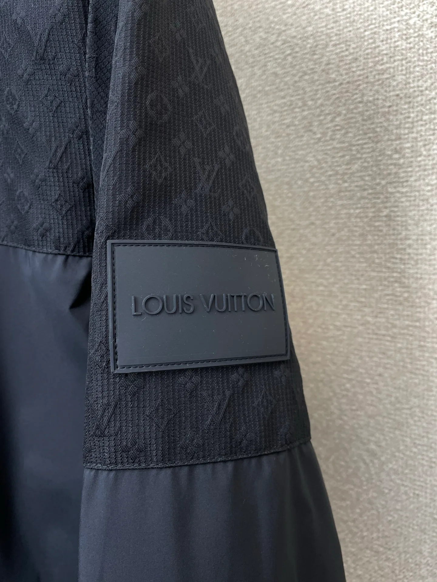 Куртки И Пуховики Мужские Louis Vuitton 11222654