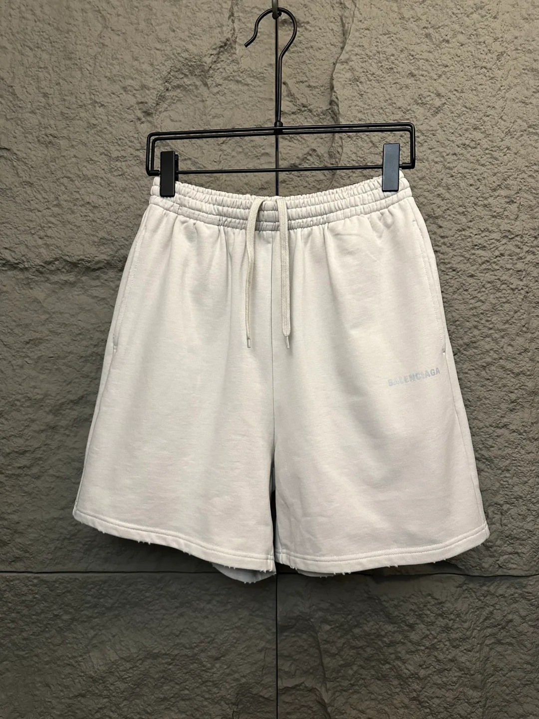 Шорты Женские Balenciaga 12773387