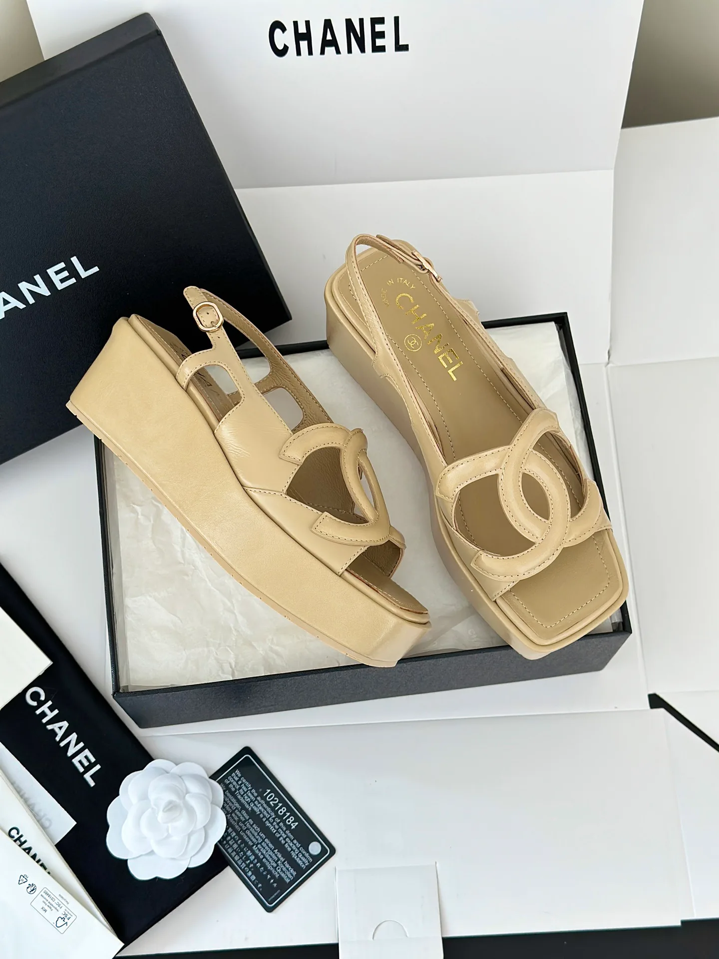 Босоножки Женские Chanel 18143039