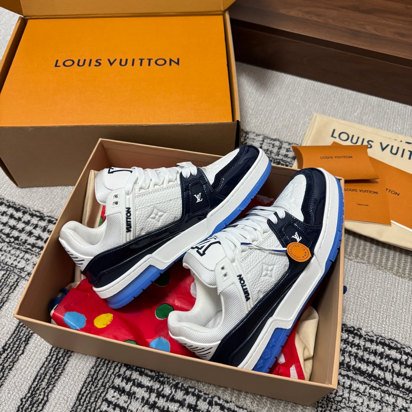 Кроссовки Женские Louis Vuitton 1546796