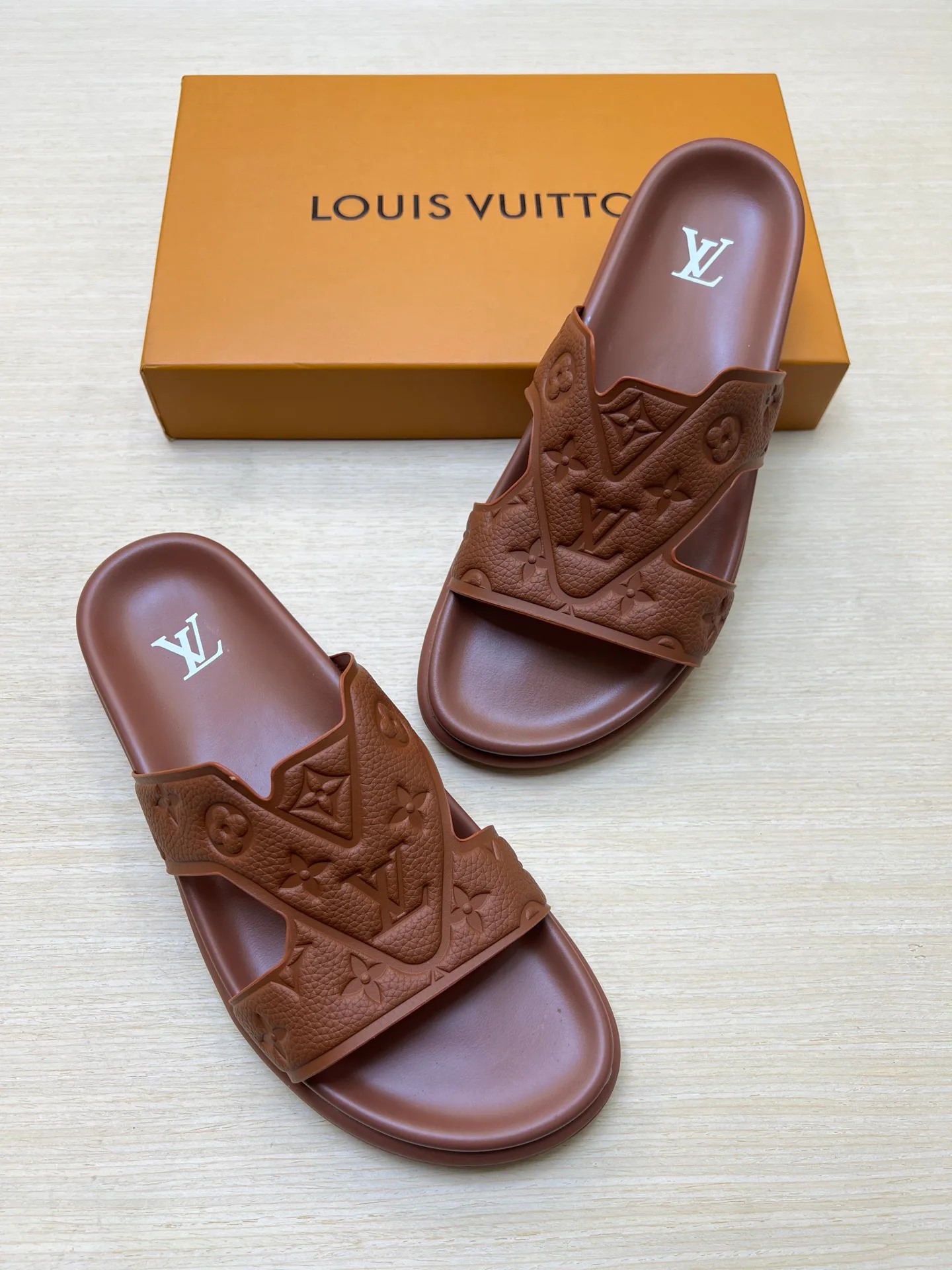 Сандалии Мужские Louis Vuitton 5043963