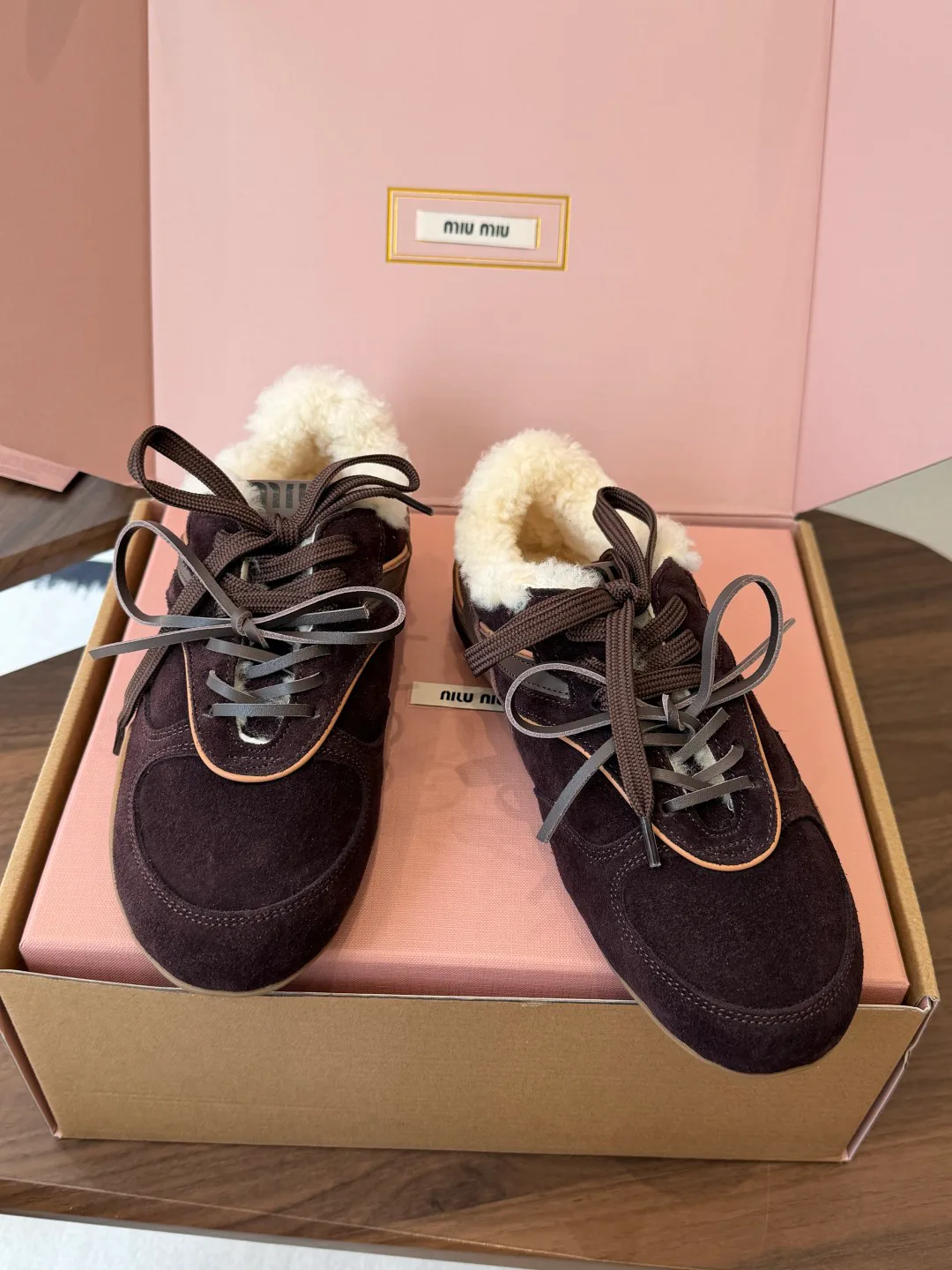 Кроссовки Женские Miu Miu 18687347