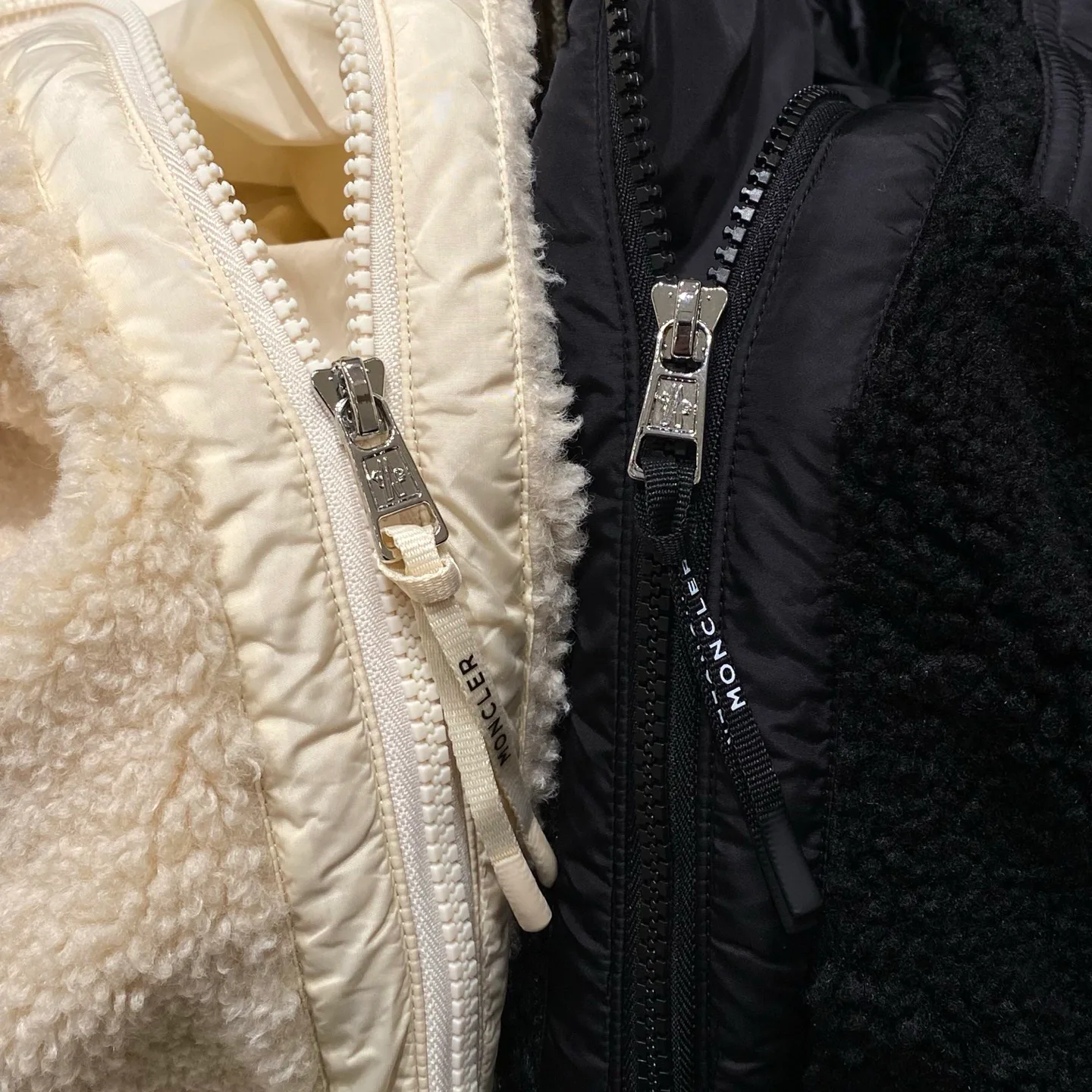 Куртки И Пуховики Мужские Moncler 1859554