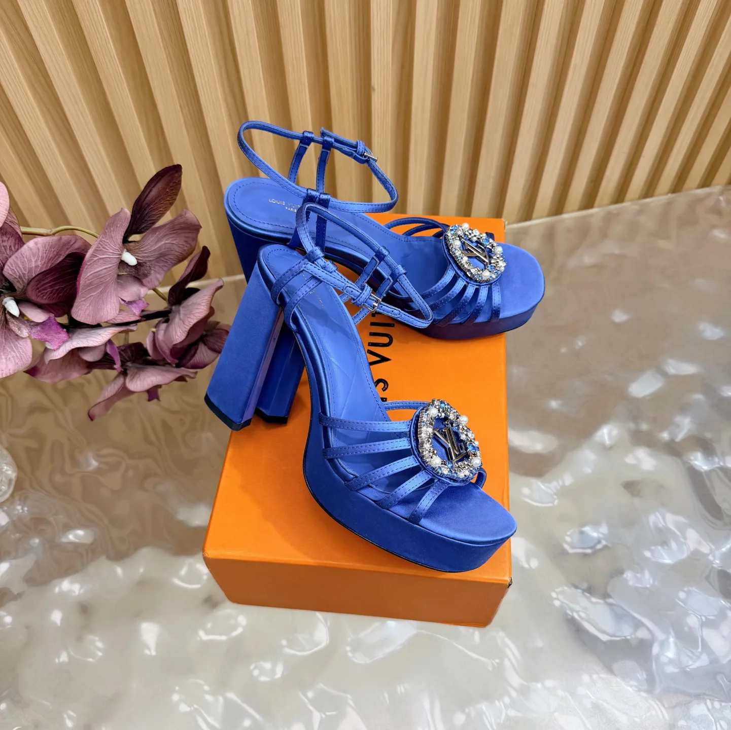 Туфли Женские Louis Vuitton 11411867