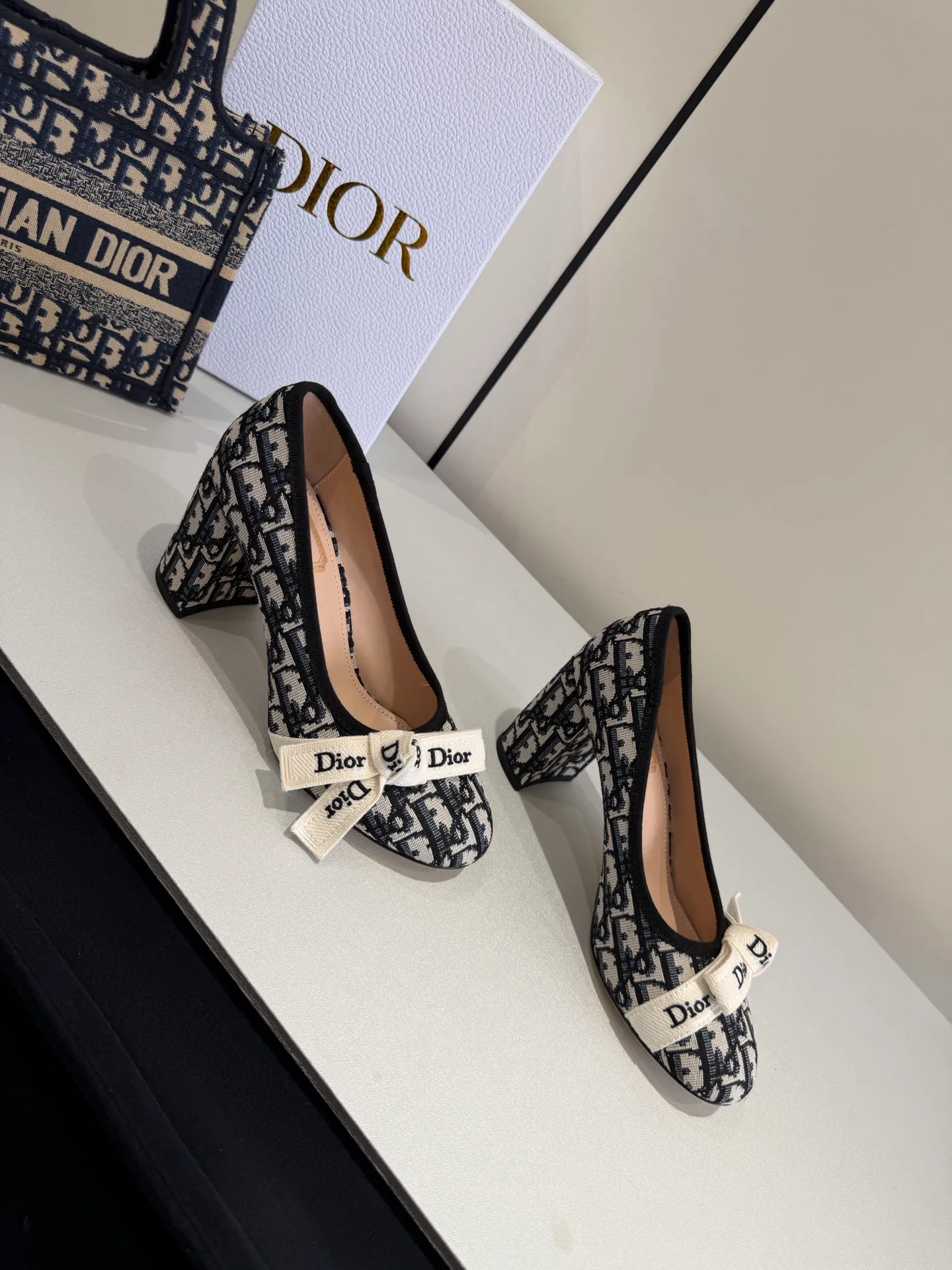 Туфли Женские Christian Dior 18369746