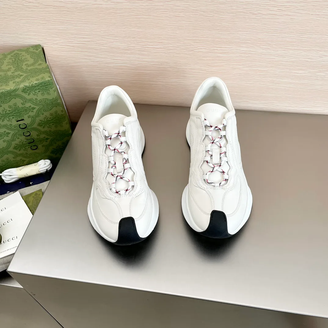 Кроссовки Женские Gucci 573257