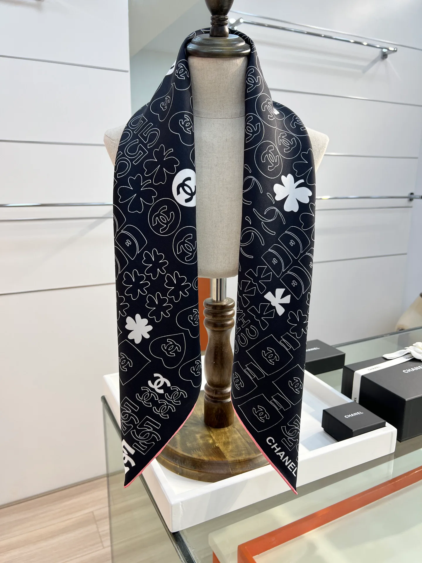 Платки Chanel 11664168