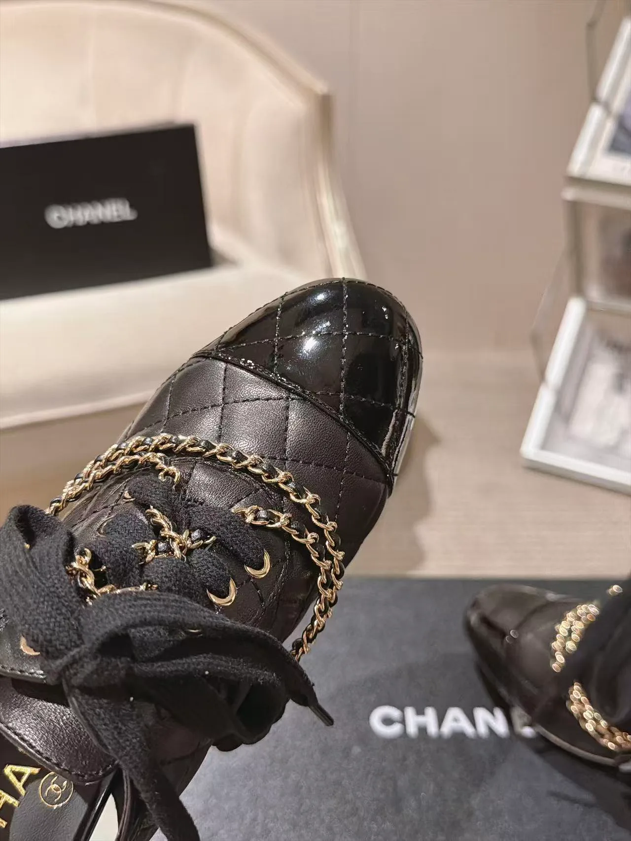 Туфли Женские Chanel 18362184